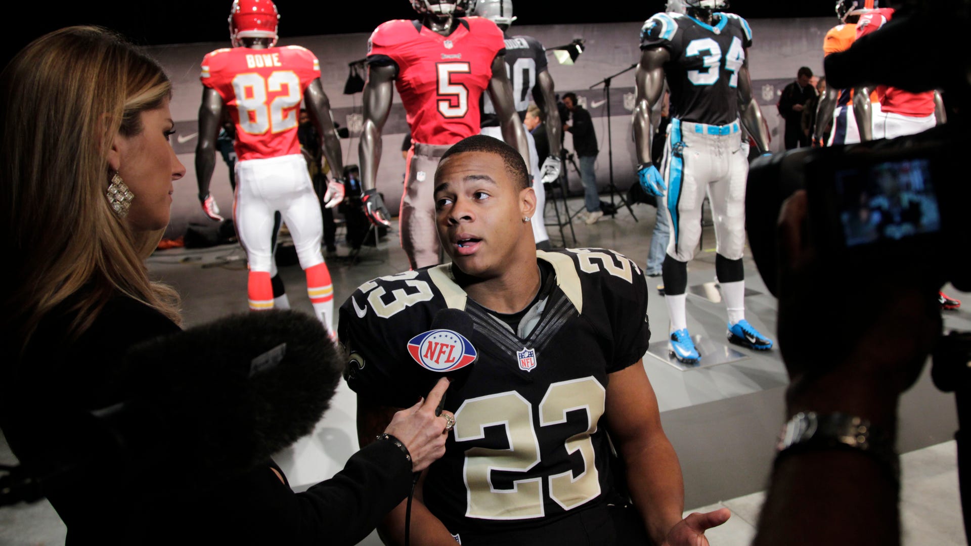 NFL_Uniforms_Football_8