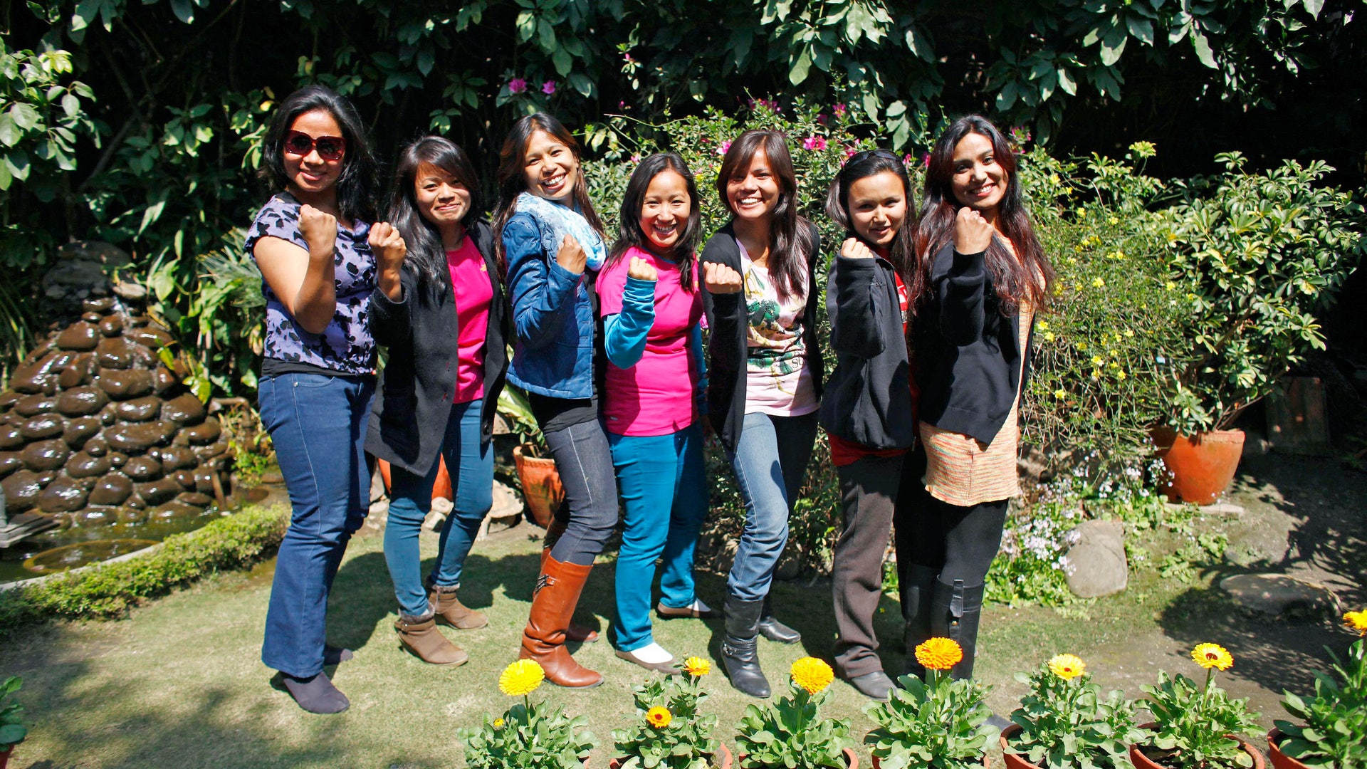 Nepal_Women_Climbers