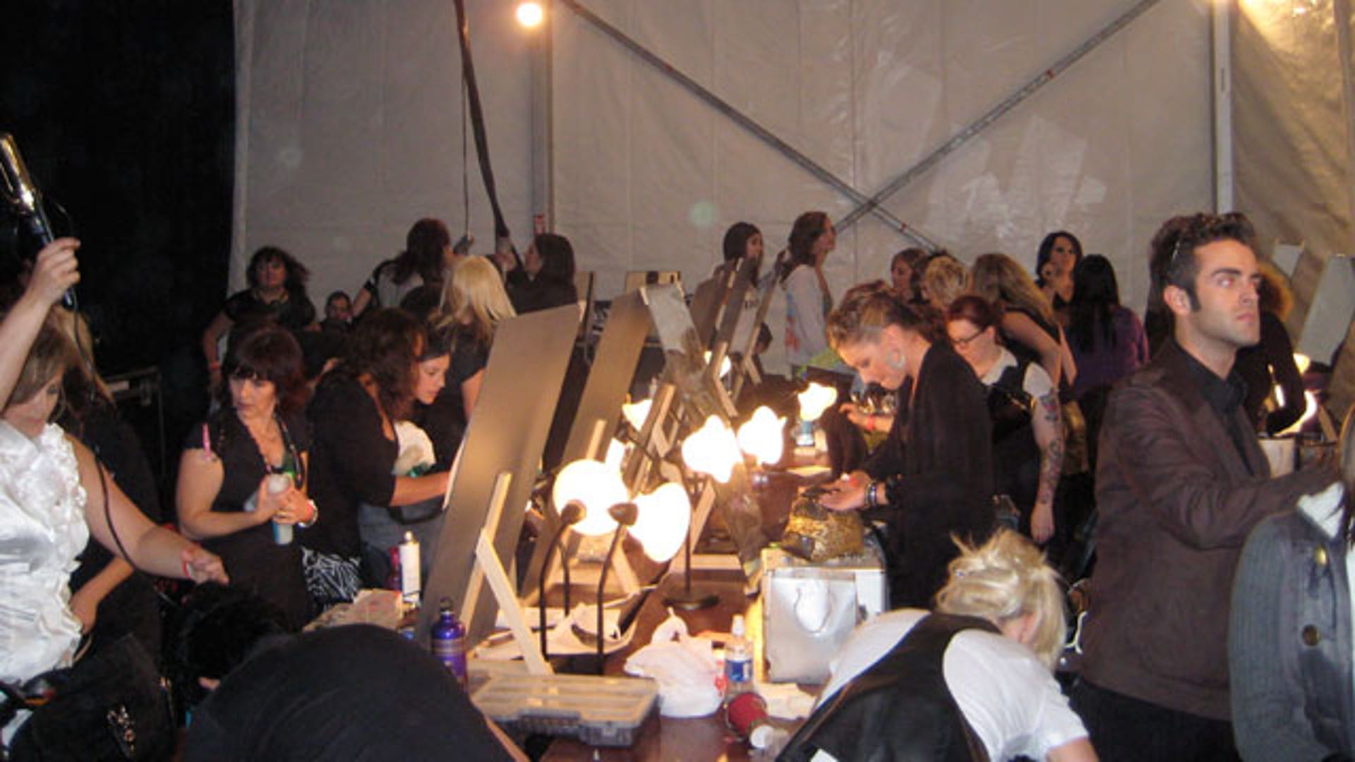 Nora del Busto Runway Show