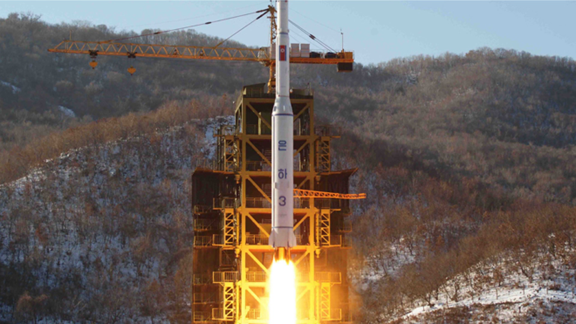 NorthKoreaRocketLaunchYE