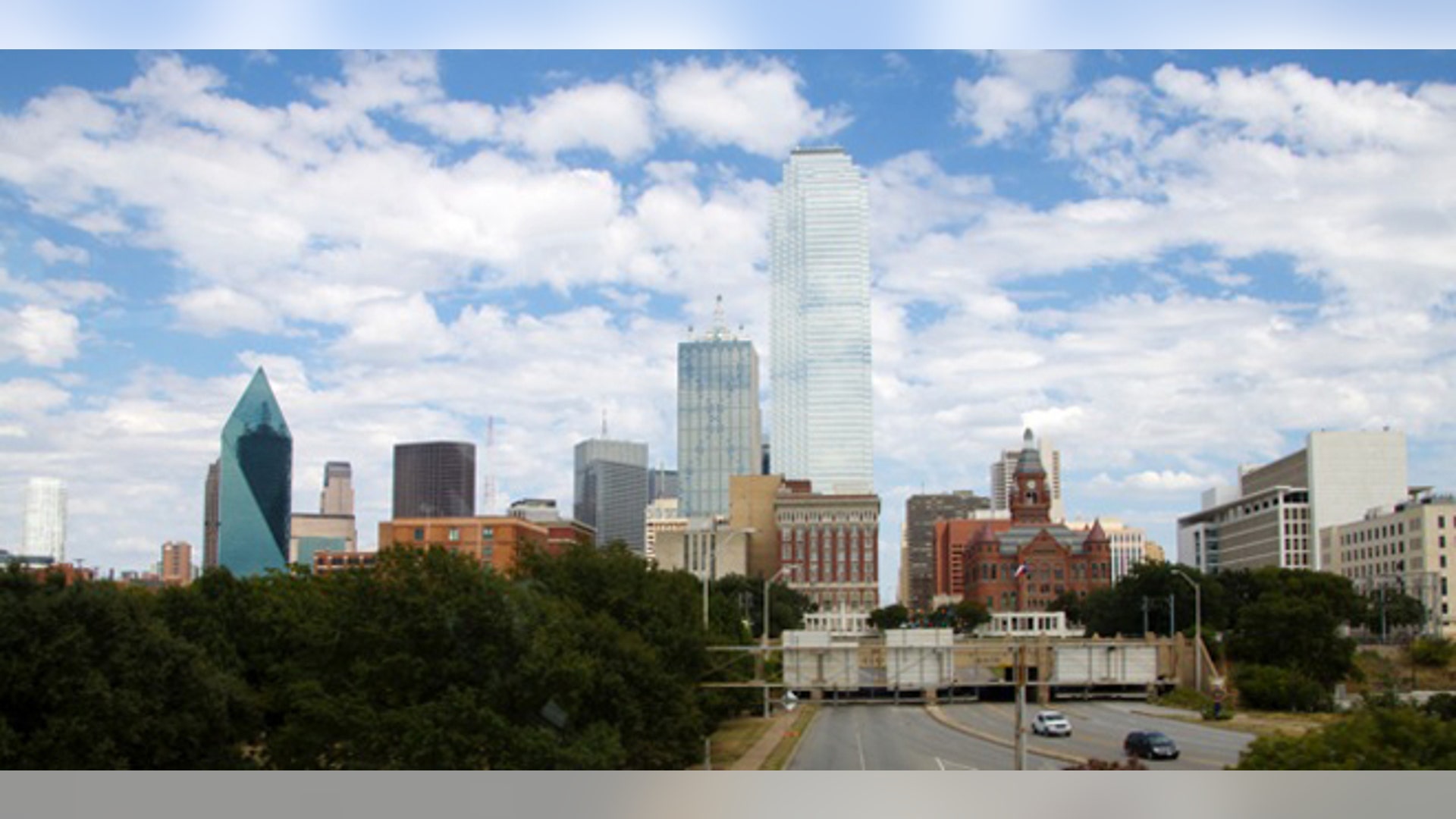 Oak_Cliff_in_Dallas_1