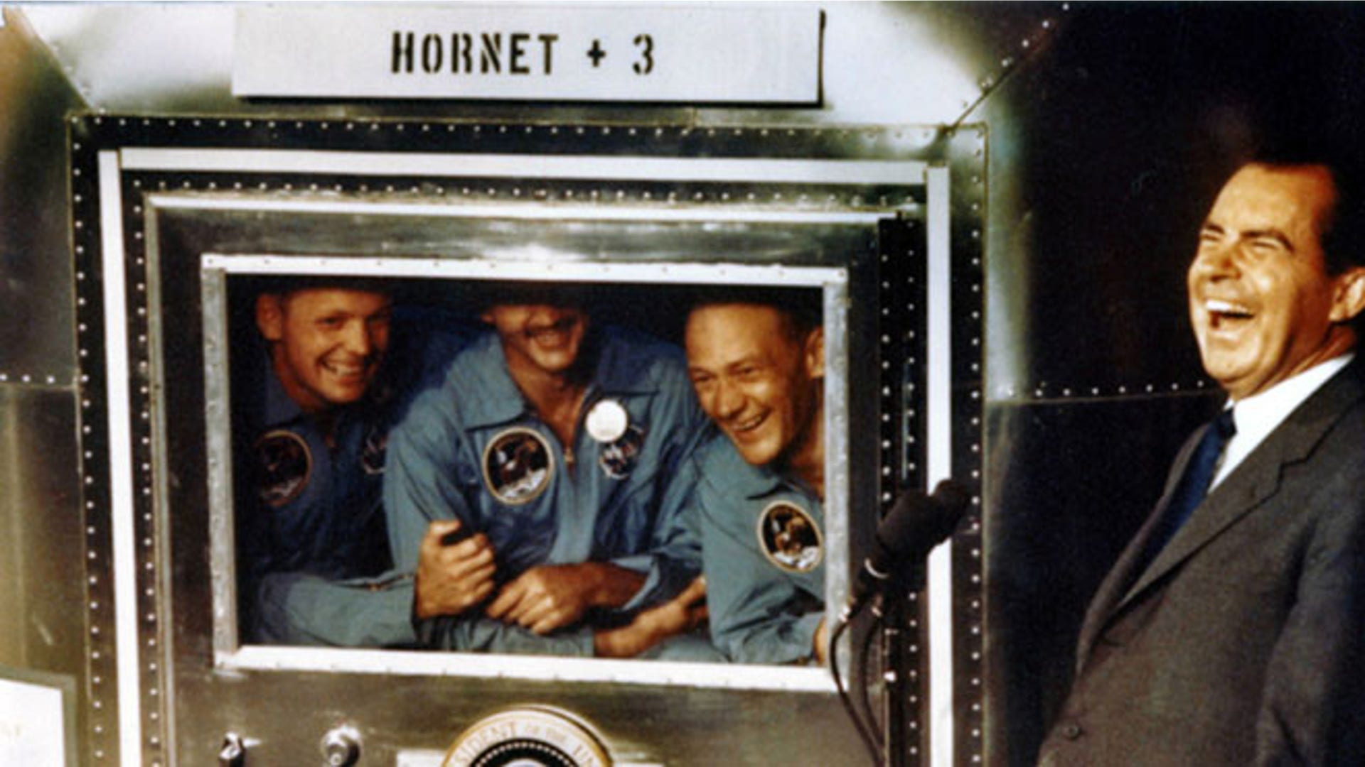 Obit_Neil_Armstrong_Forg_8_