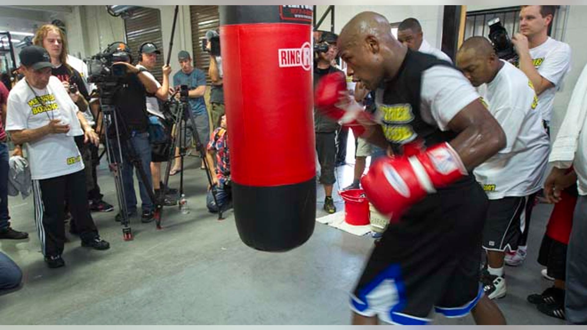 Ortiz_Mayweather_17_FNL