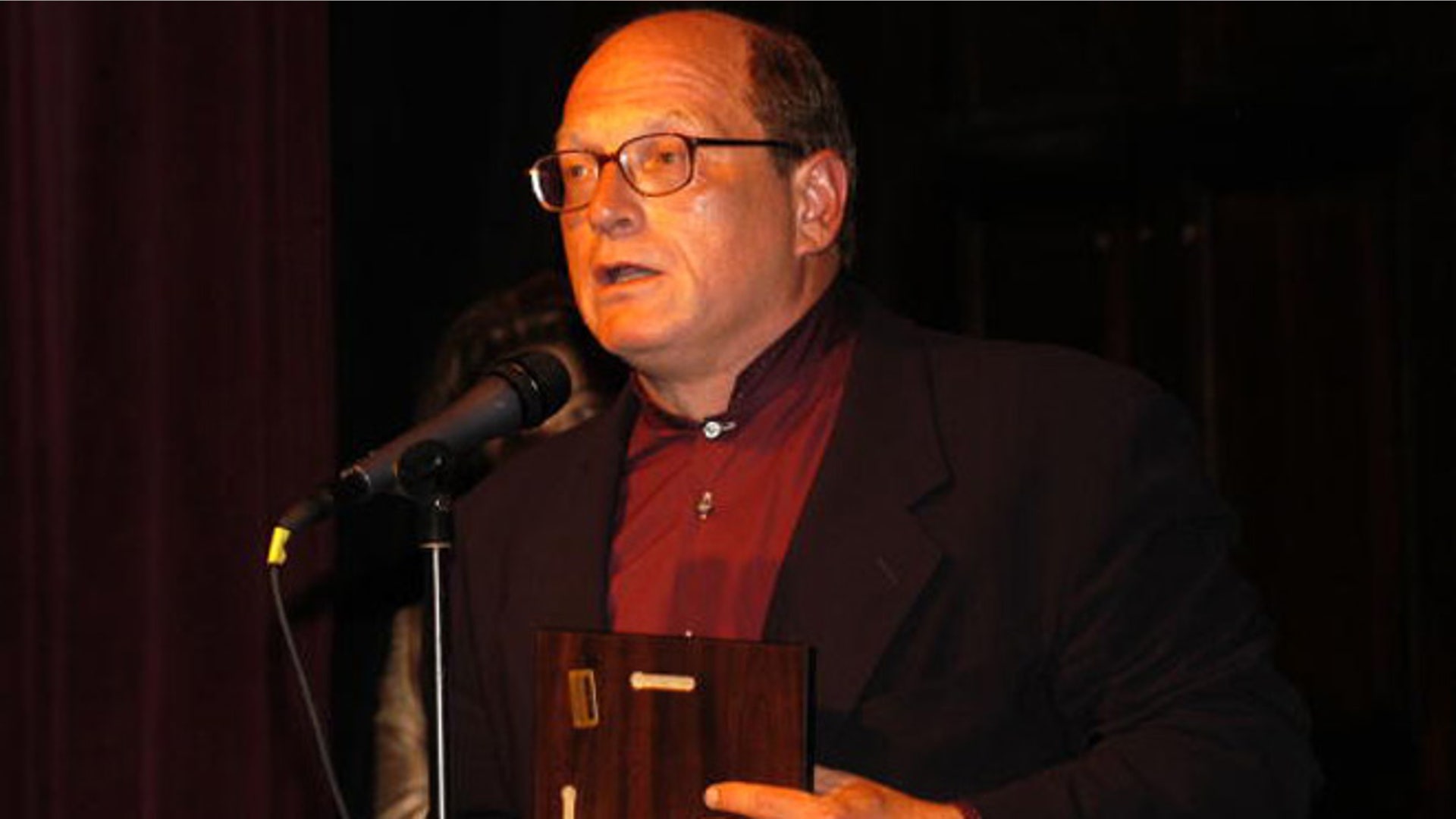 Oscar_Hijuelos_Pulitzer_Prize_Winner