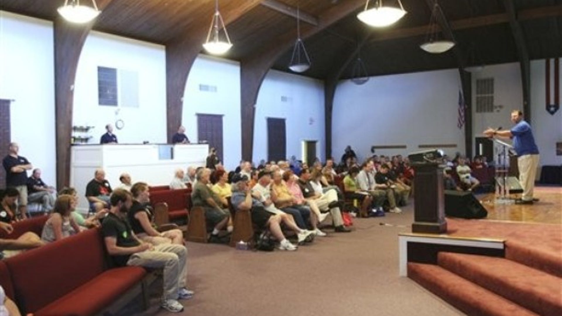 Gun-Promoting Pastor Resigns