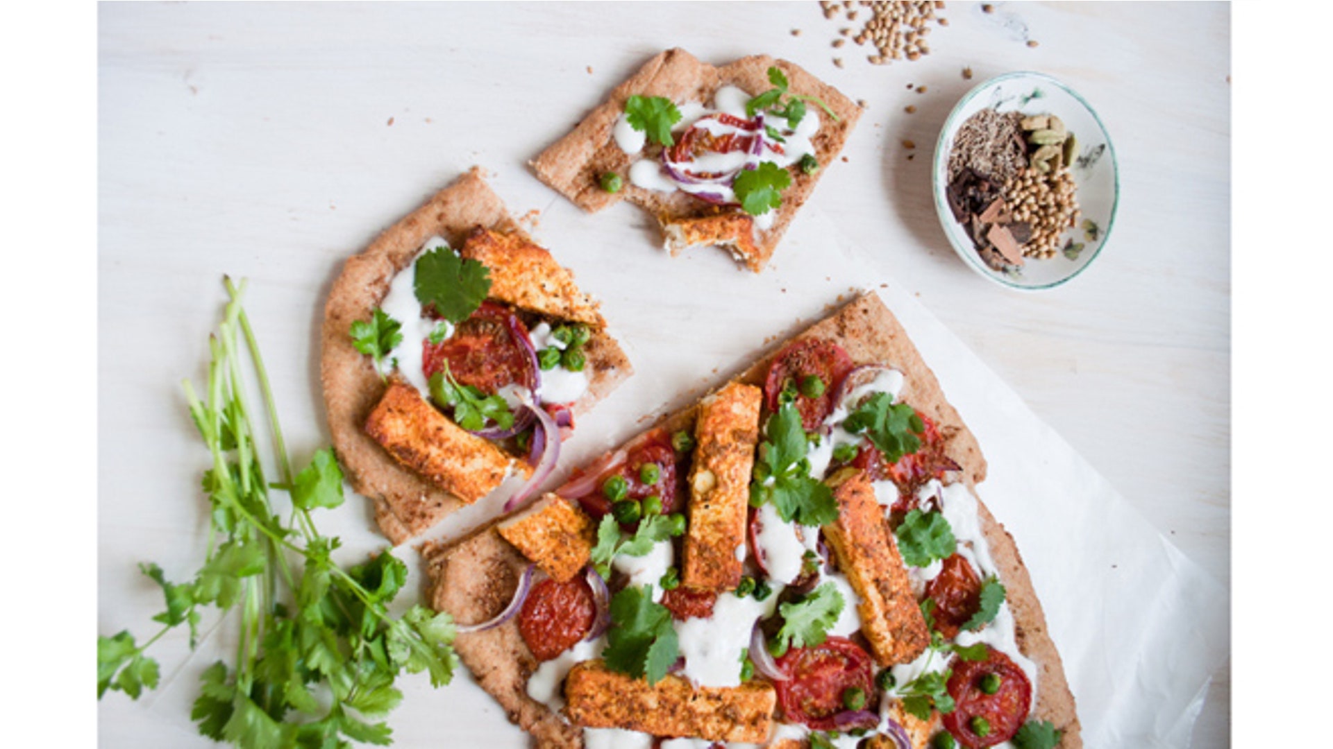 Paneer_Tikka_Pizza_KiranTarun660