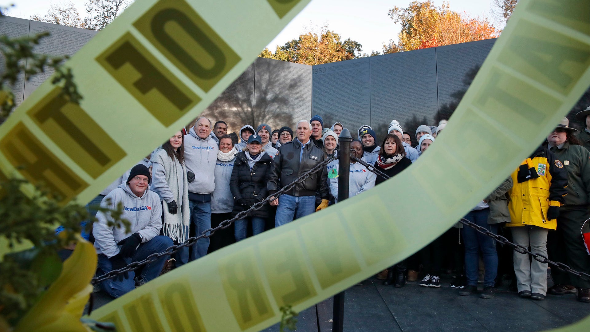 VP Mike Pence and wife Karen pose for a photograph at the Vietnam Veterans Memorial on Veterans Day