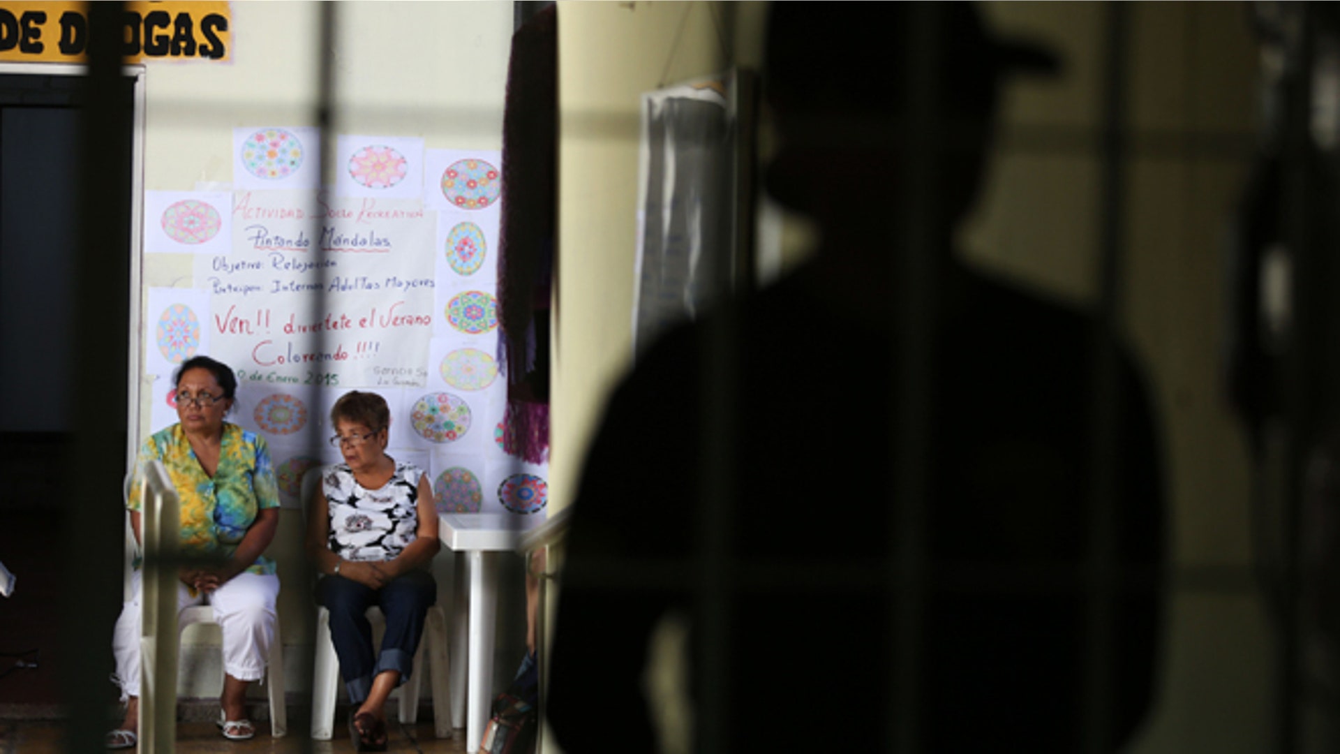 Peru_Aged_Inmates__1_