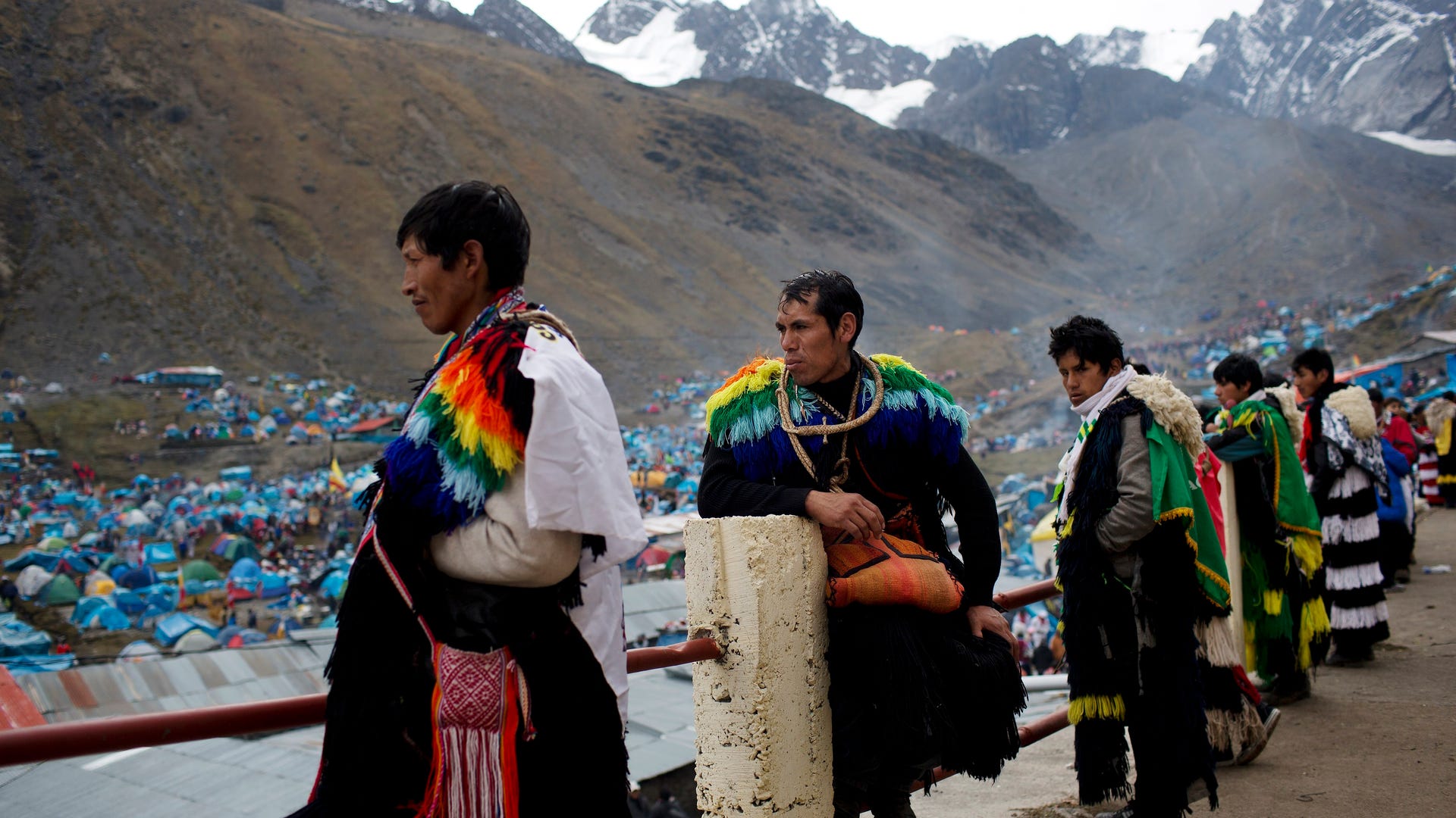 Peru_Snow_Star_Festiv_Vros__10_