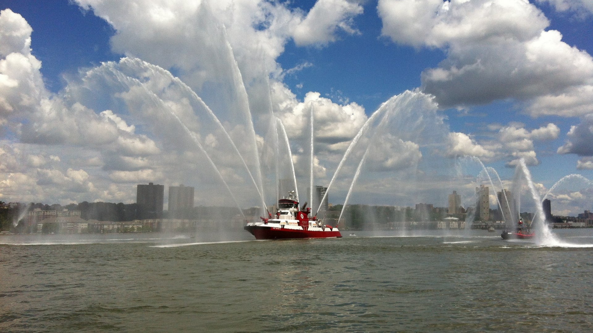 Photo_8879ACB5_1A2B_4E66_A00C_409C424BCD33_20120606_114625_2048