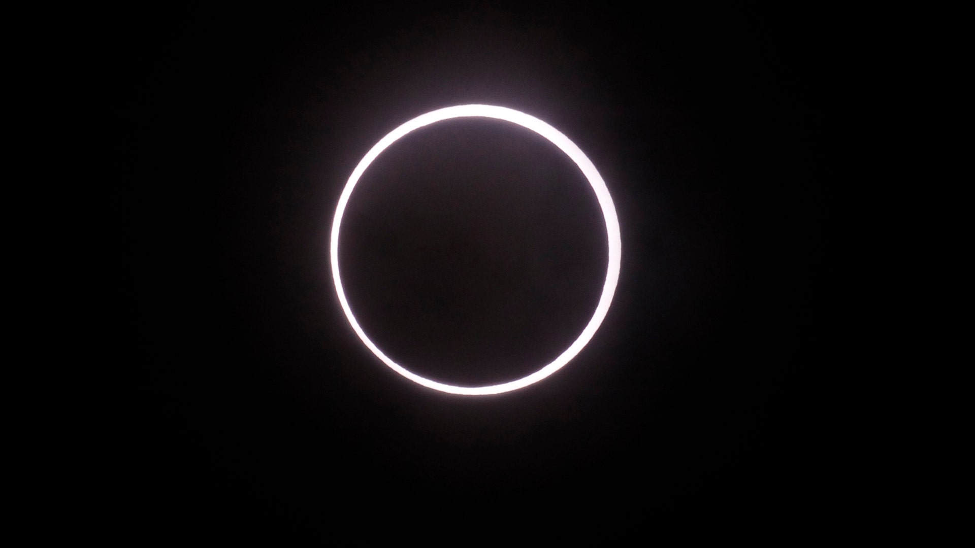 Photo_Gallery_Ring_of_Fire_Eclipse__stephanie_mcneal_foxnews_com_10