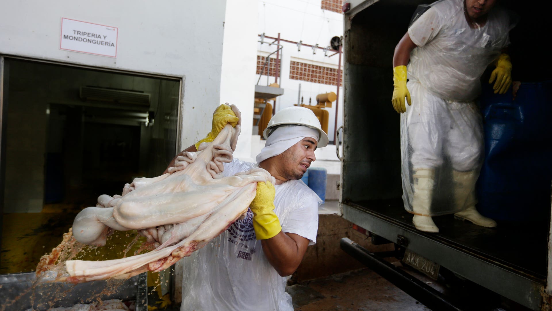 Pope_Paraguay_Poor__5_