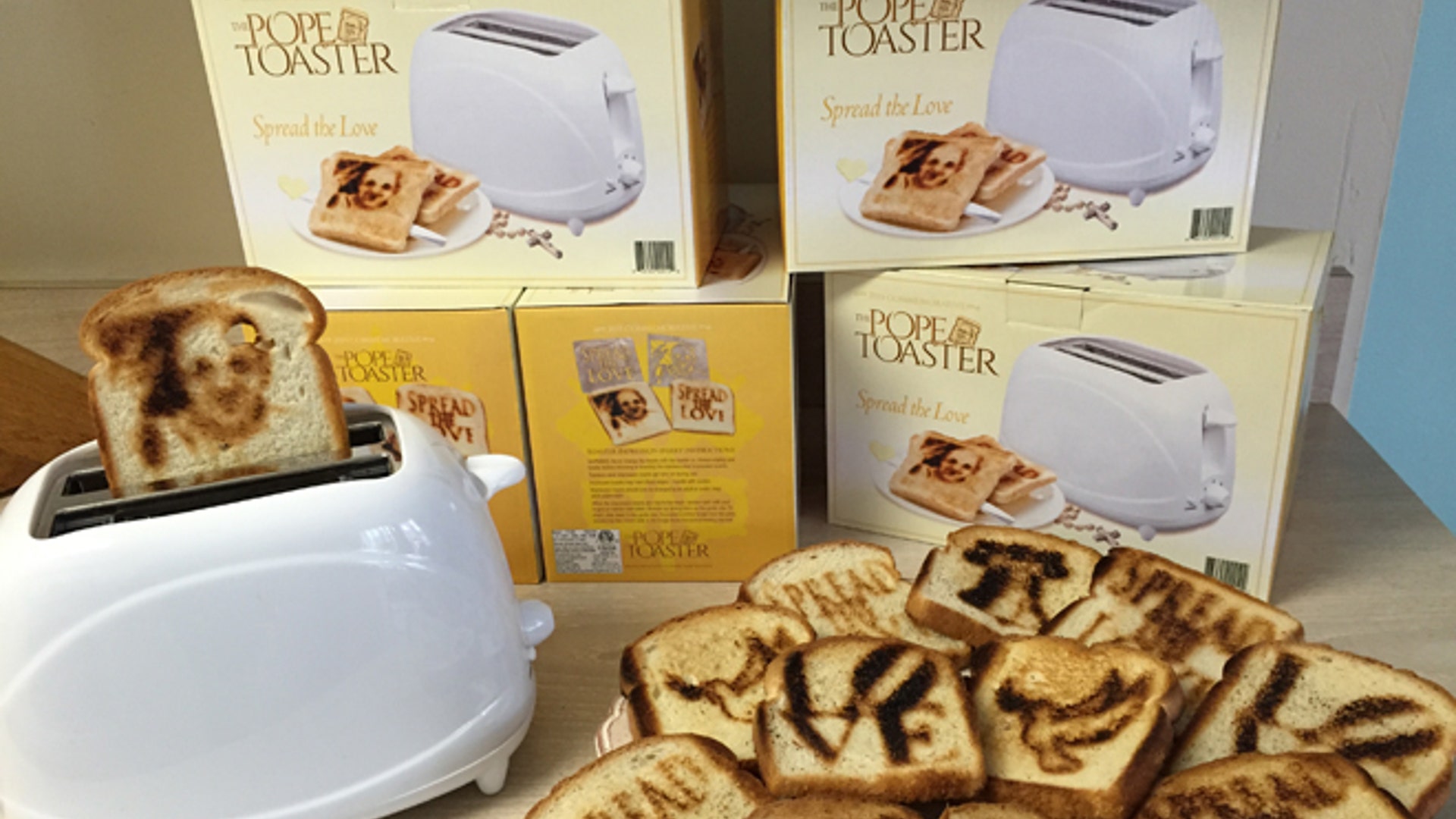 Pope_memorabilia_toaster_2