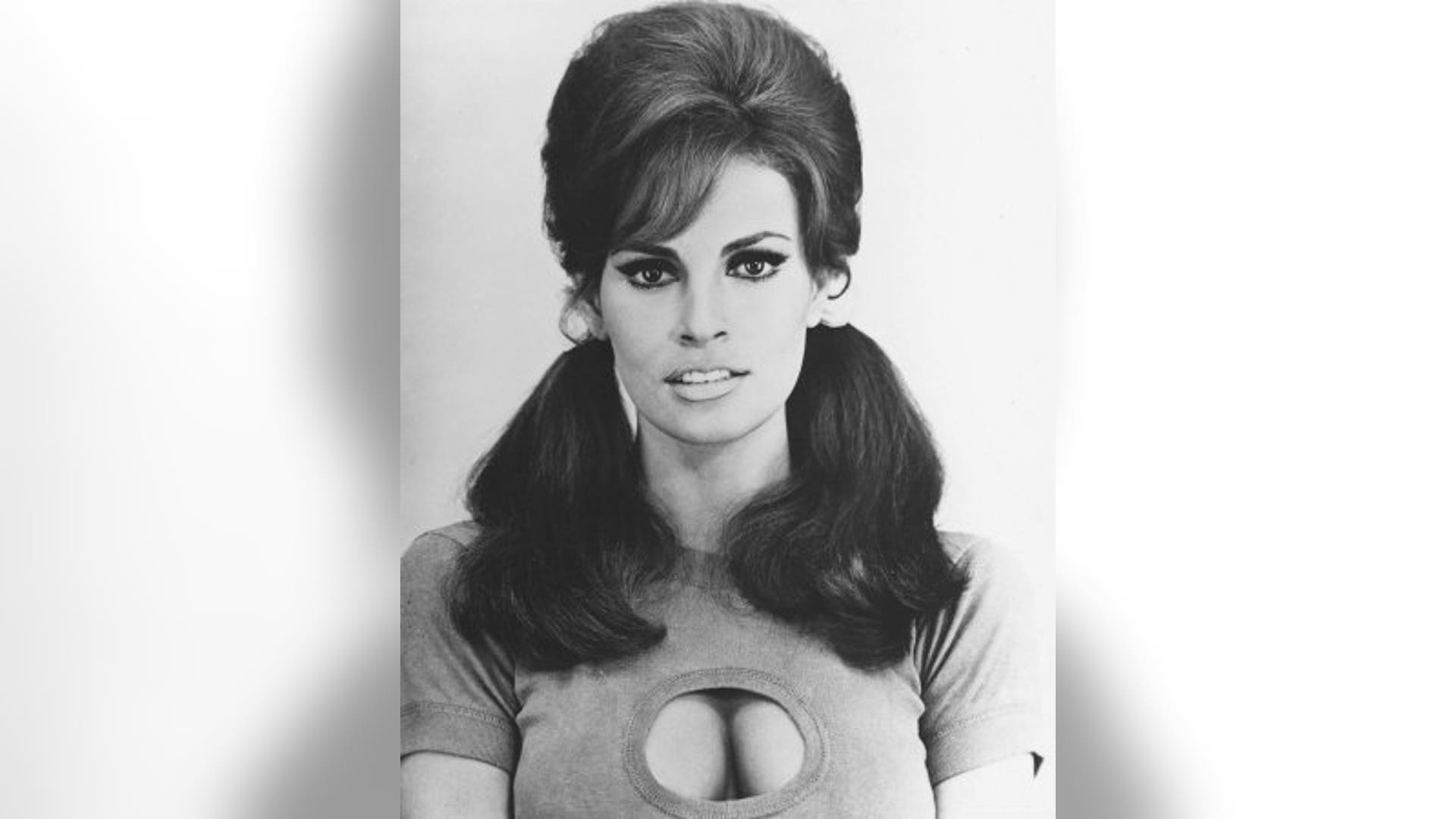 Young Raquel Welch 