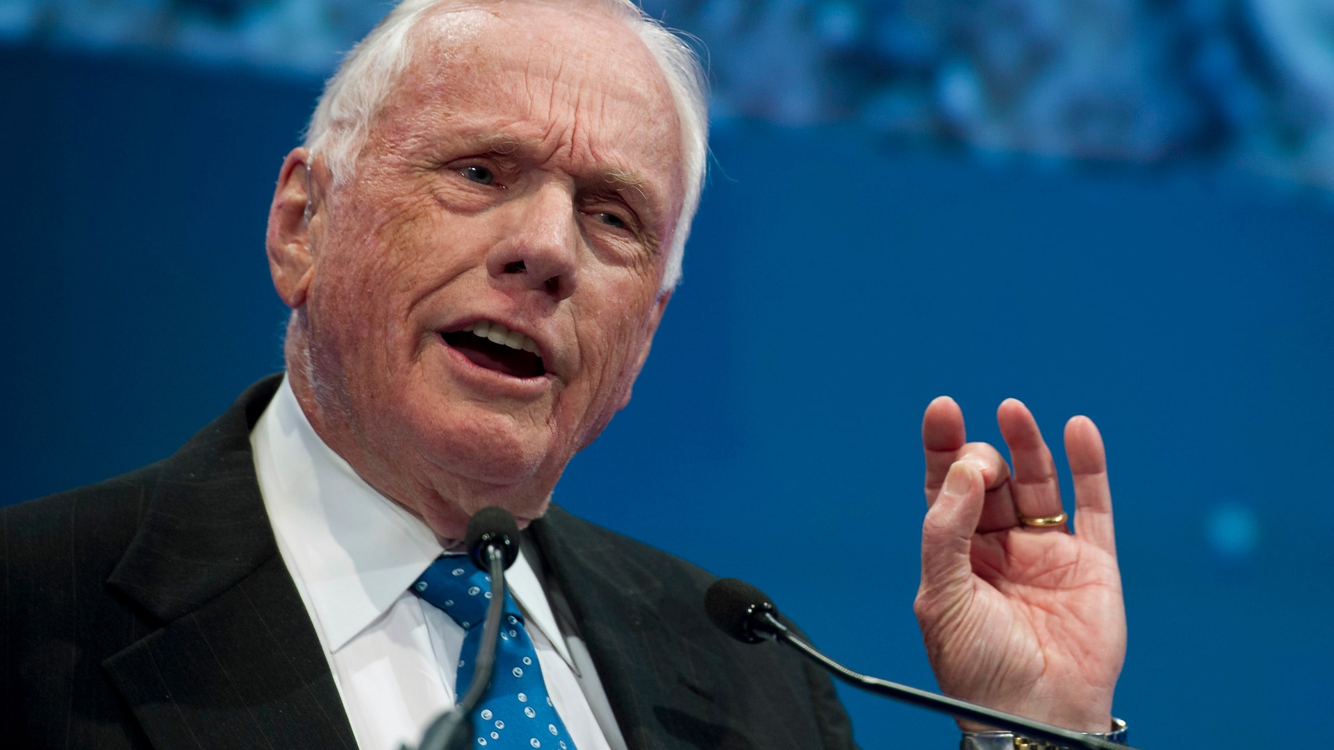 Remembering_Neil_Armstrong_2