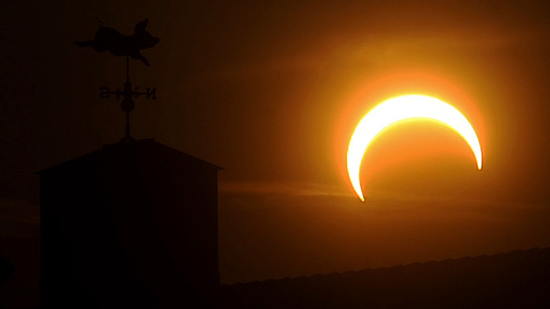 Ring_Of_Fire_Eclipse__stephanie_mcneal_foxnews_com_2