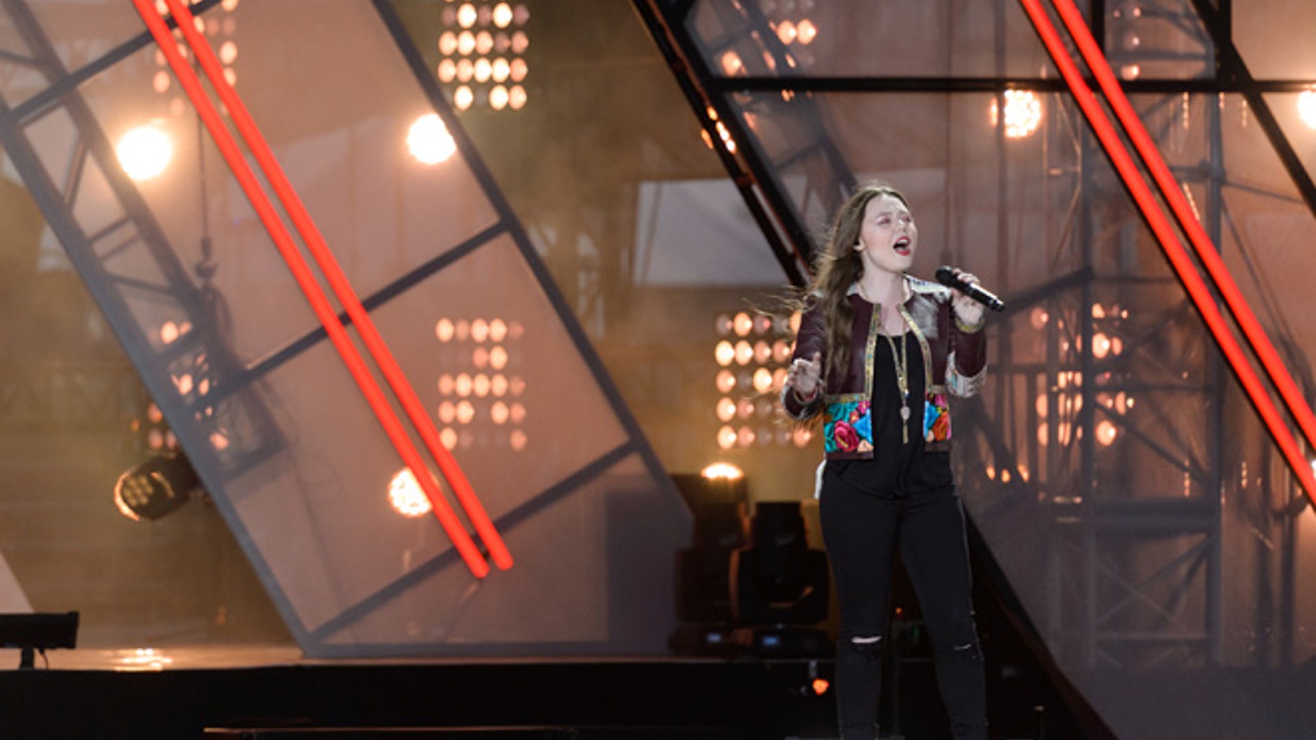 RiseUp_As_One_Garc_5_