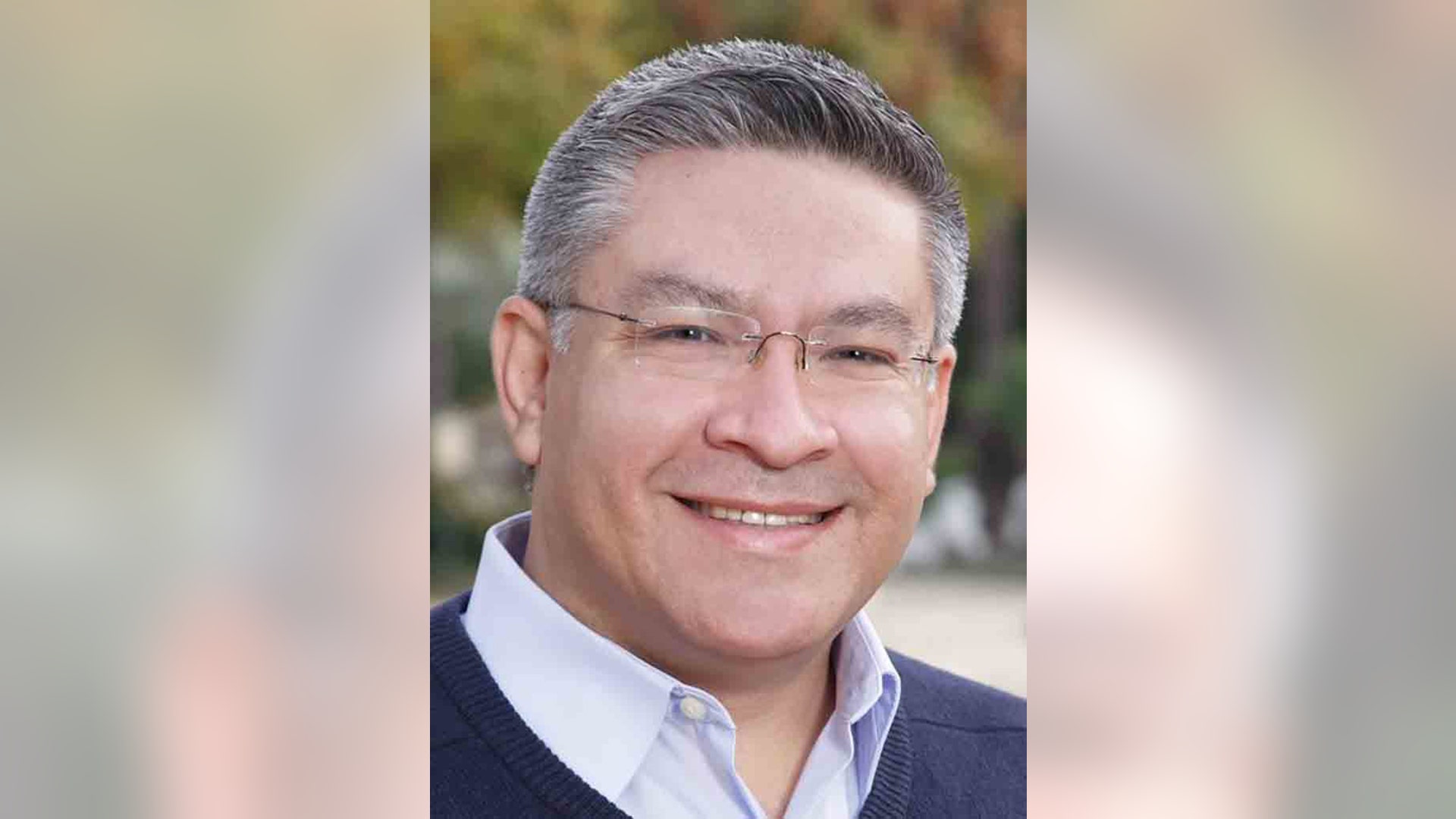 Salud_Carbajal_Latino