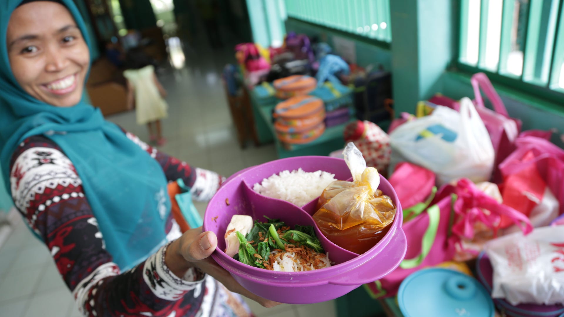 School_Lunch_World__1_