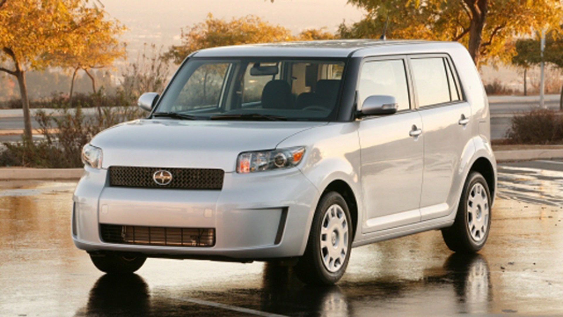Teens: Scion xB