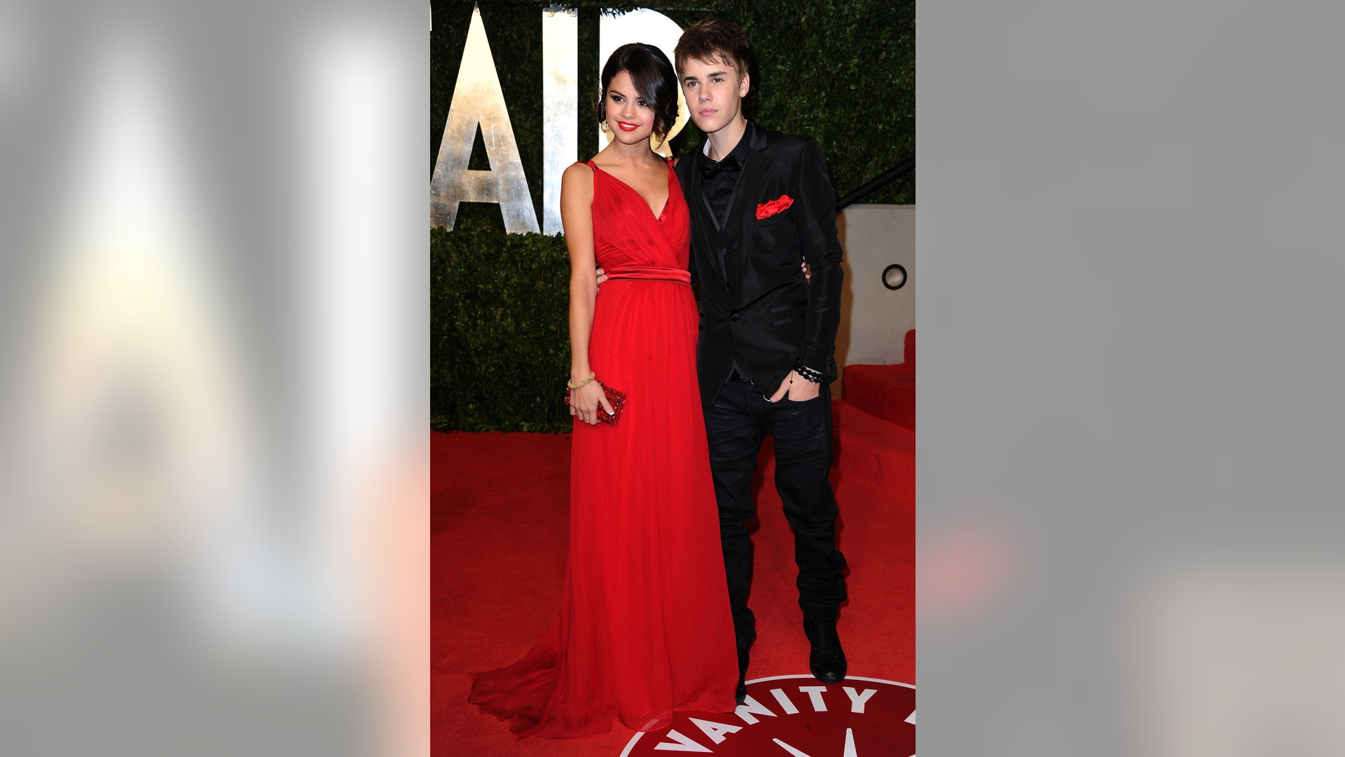 Selena_Gomez_Stylish_25