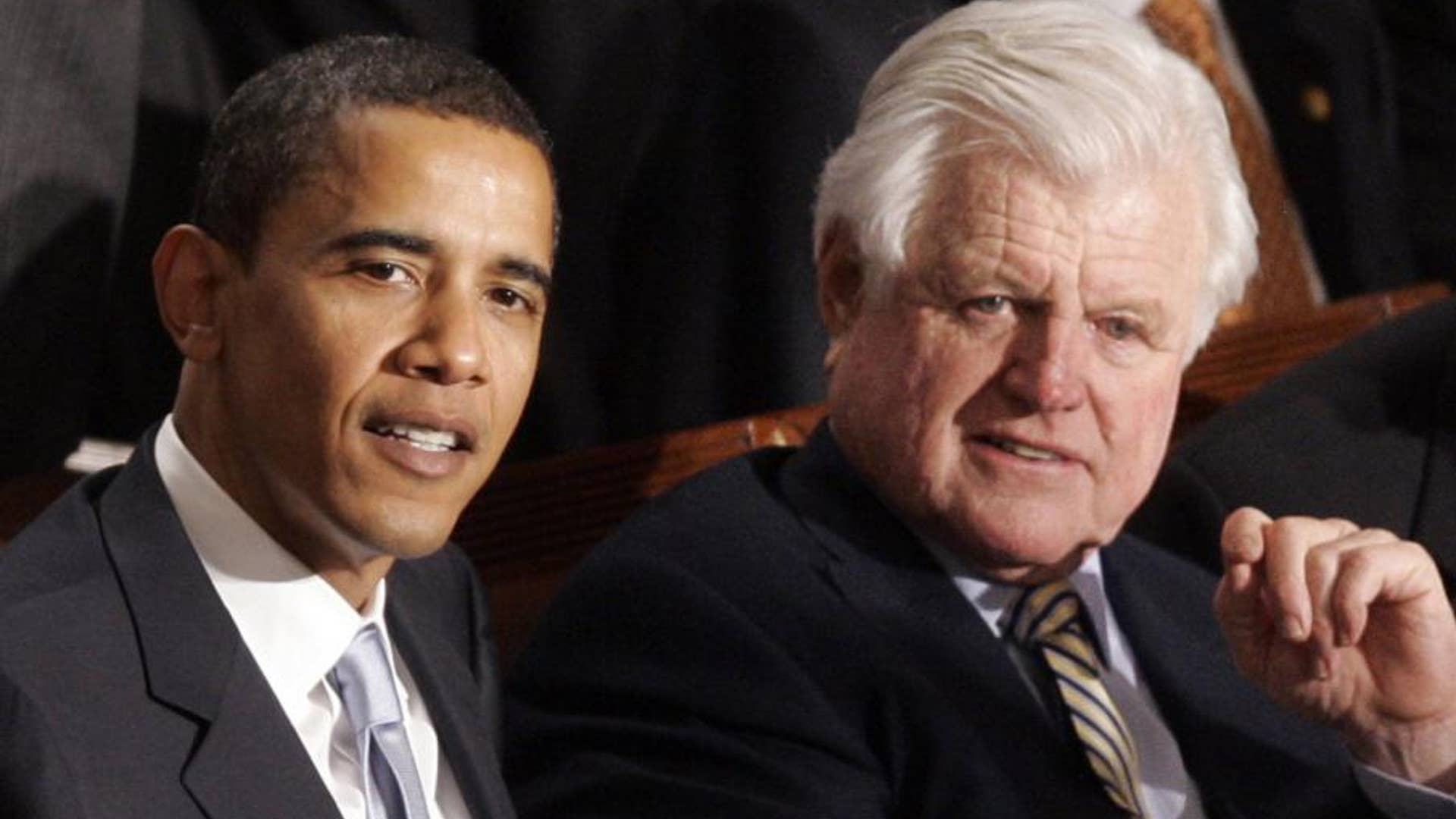 Senator_Obama_and_Senator_Kennedy