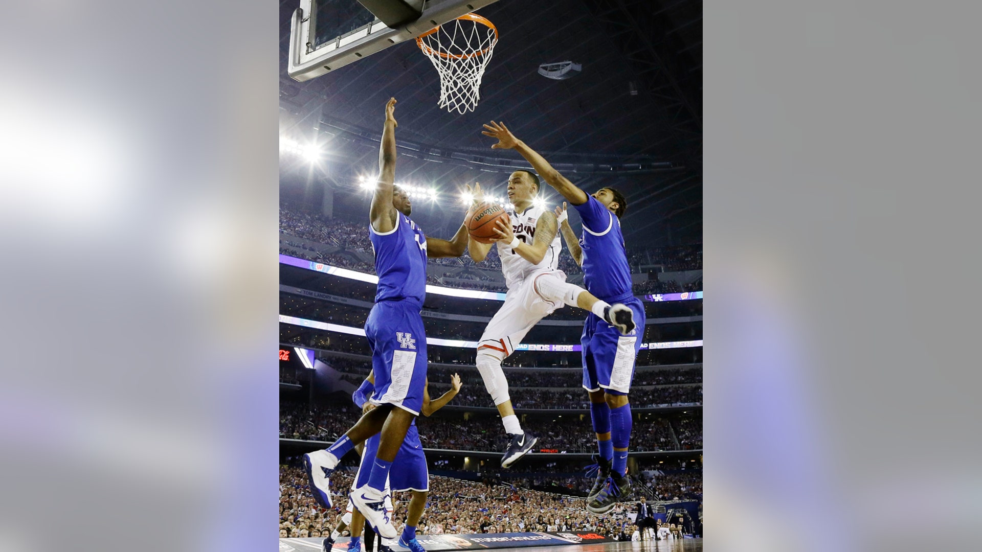 Shabazz_UConn_Latino4