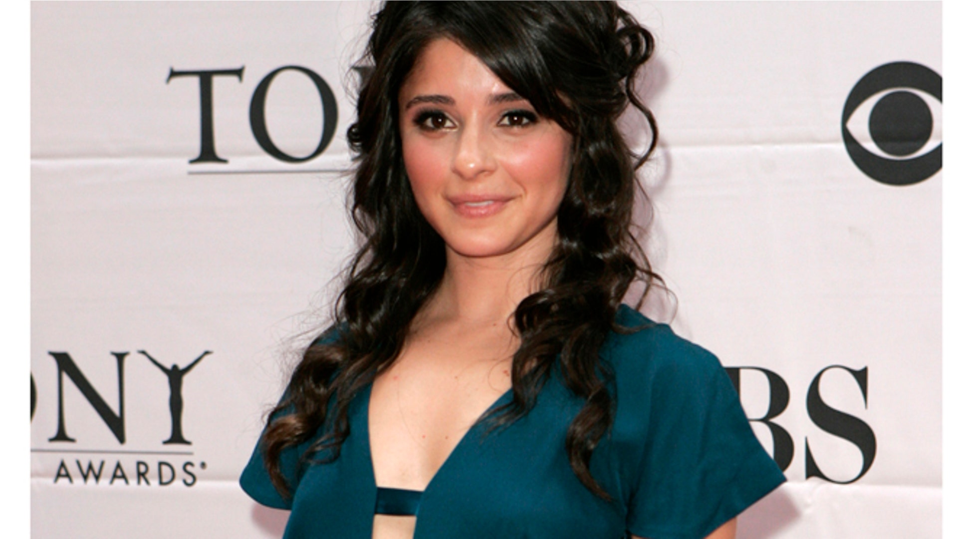 Shiri Appleby