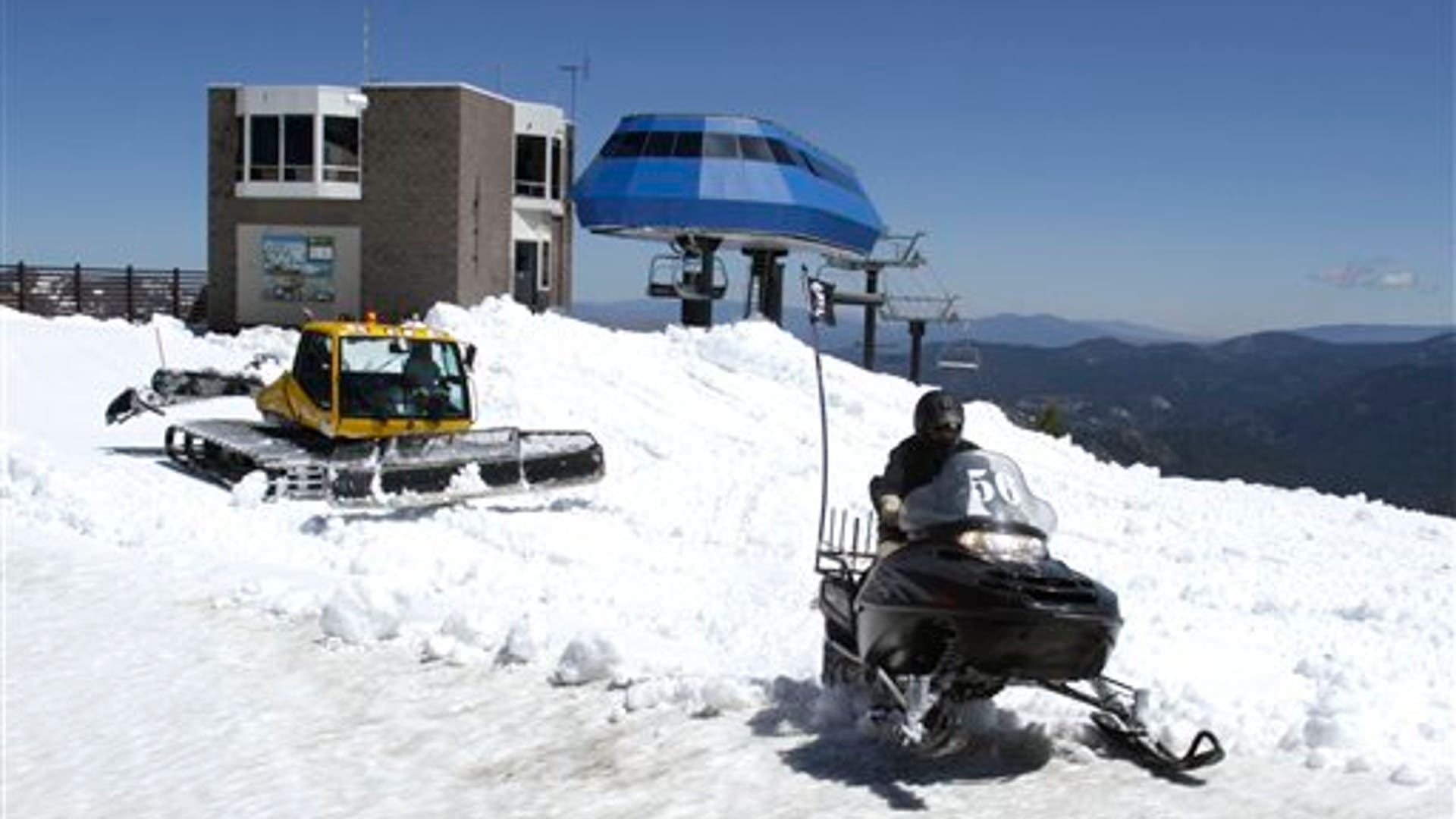 Snowbound_Fourth__2_