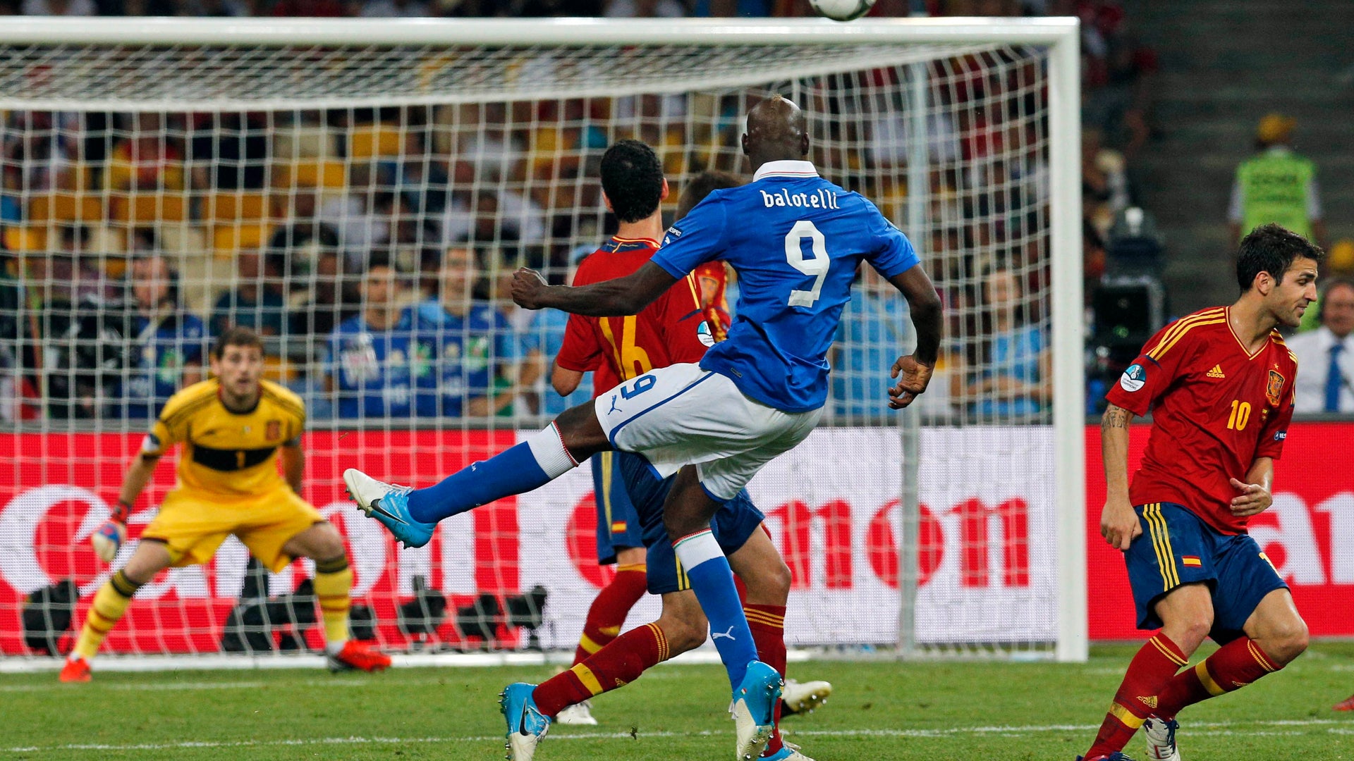 Soccer_Euro_2012_Fina_Grat