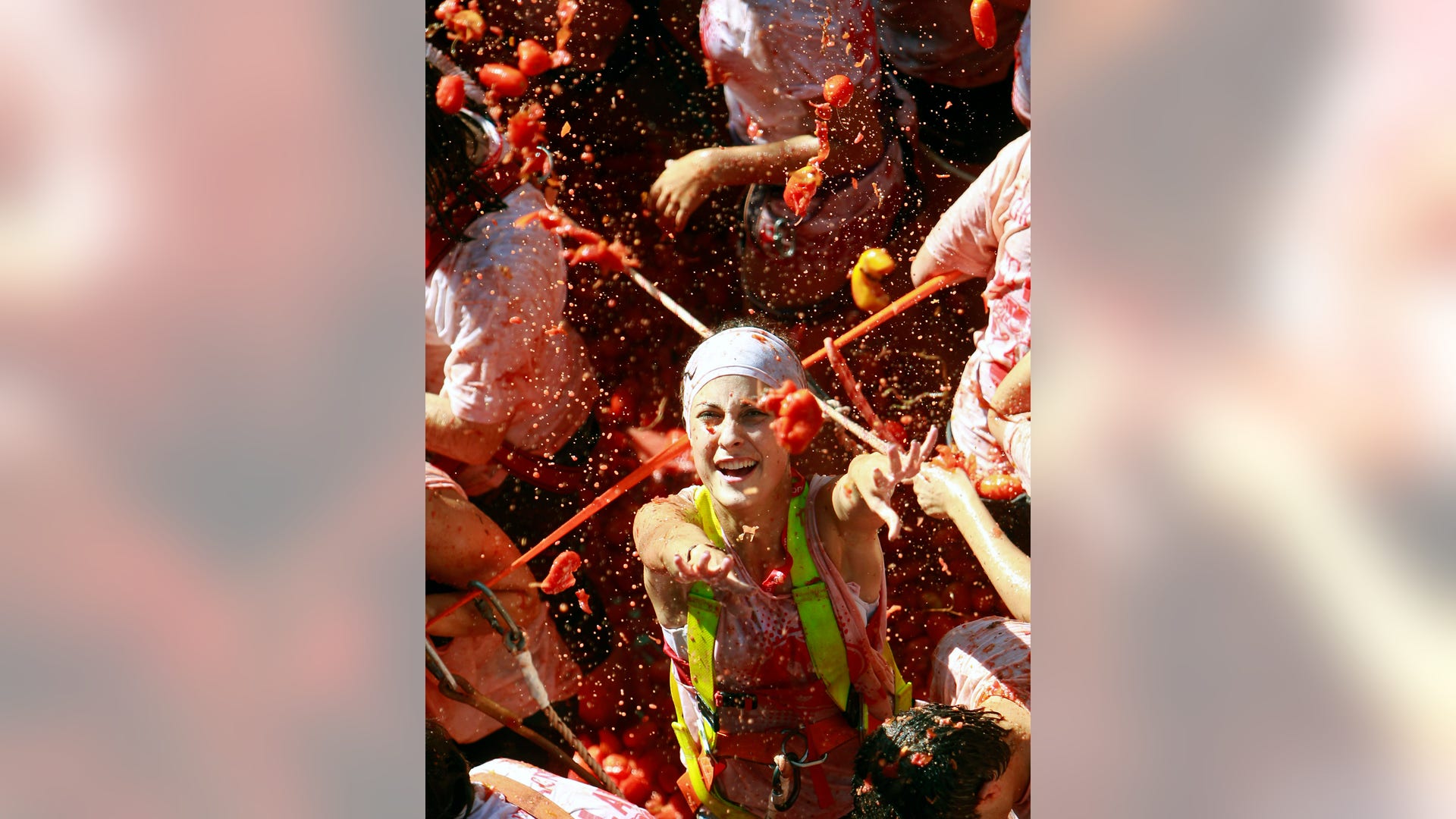 Spain_Tomatina_Food_2