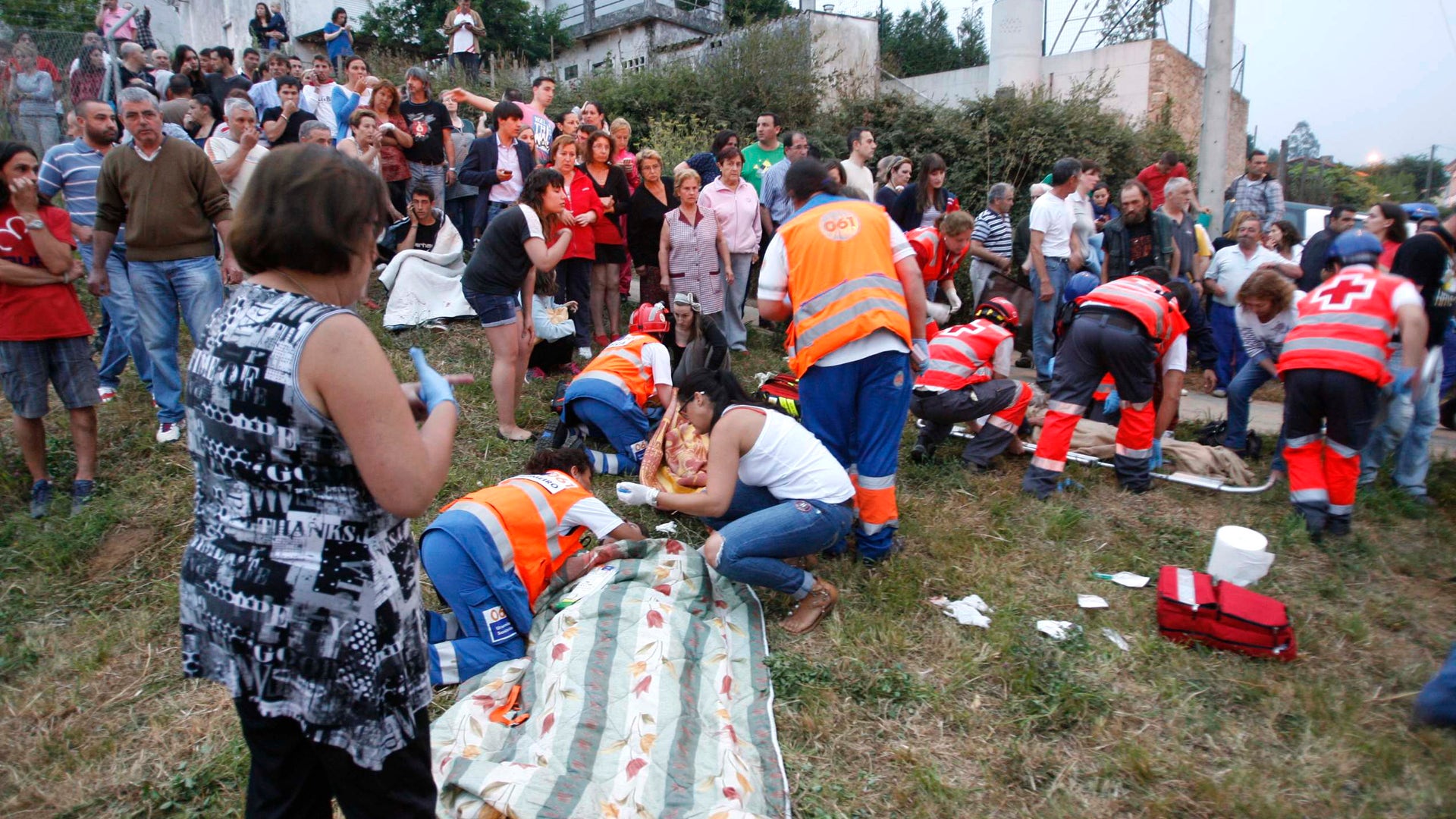 Spain_Train_Derailmen_Garc_16_