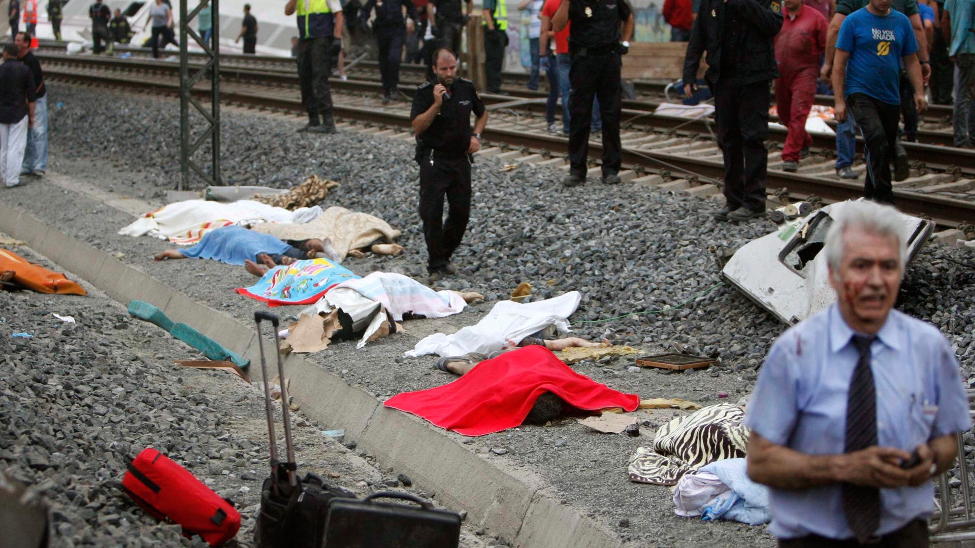 Spain_Train_Derailmen_Garc_17_