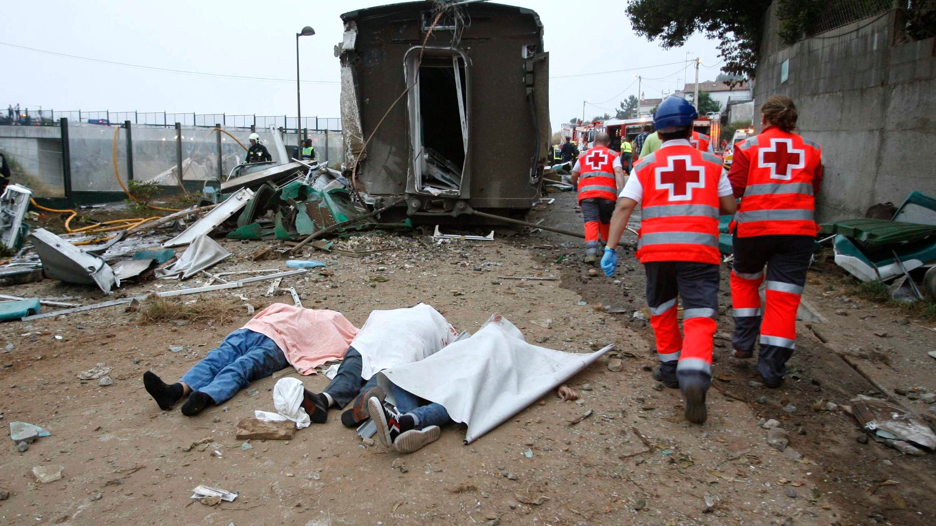 Spain_Train_Derailmen_Garc_19_