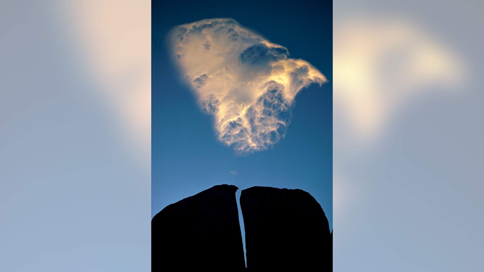 Split_Rock_and_Cloud