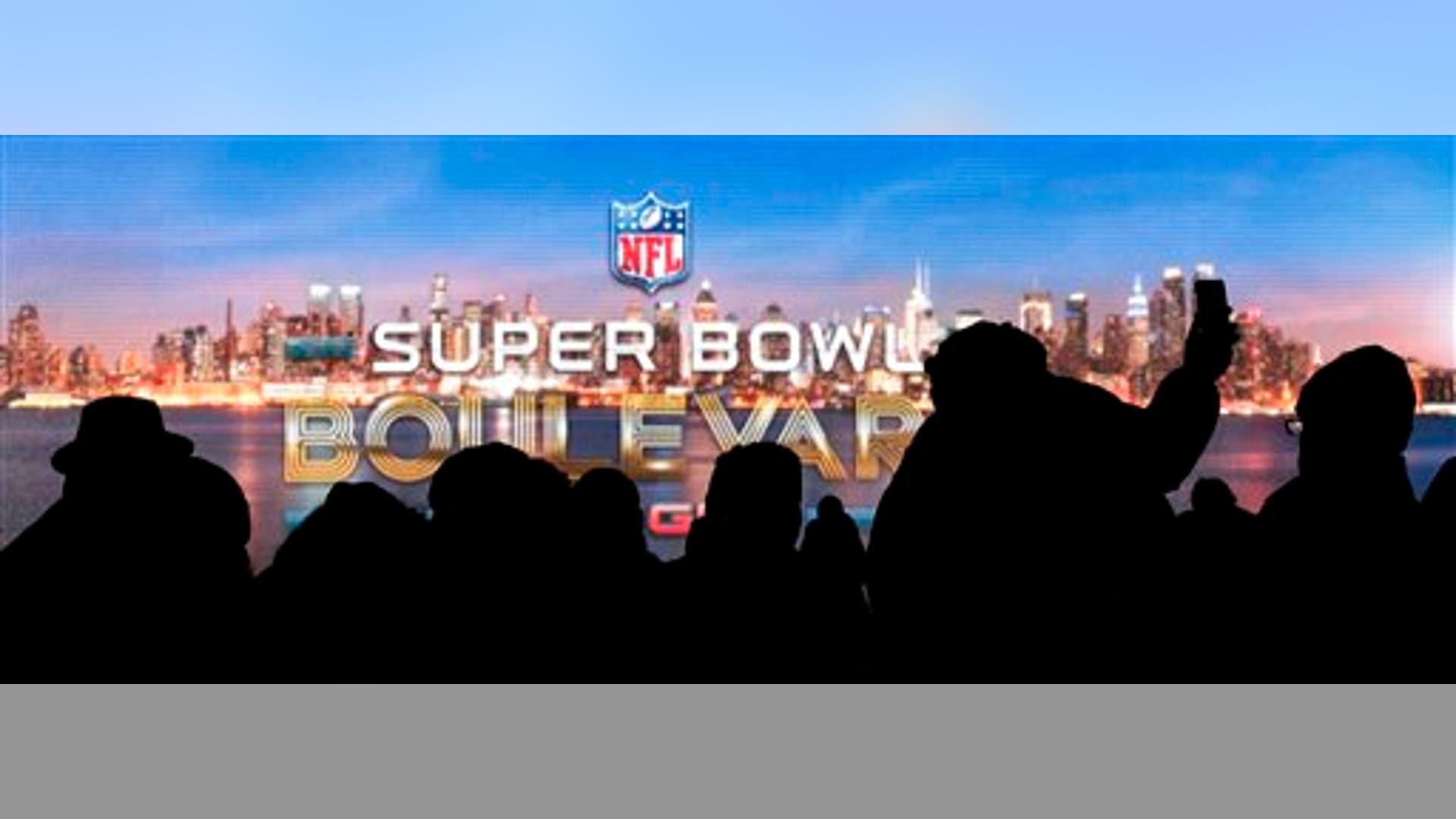 Super_Bowl_Boulevard_3
