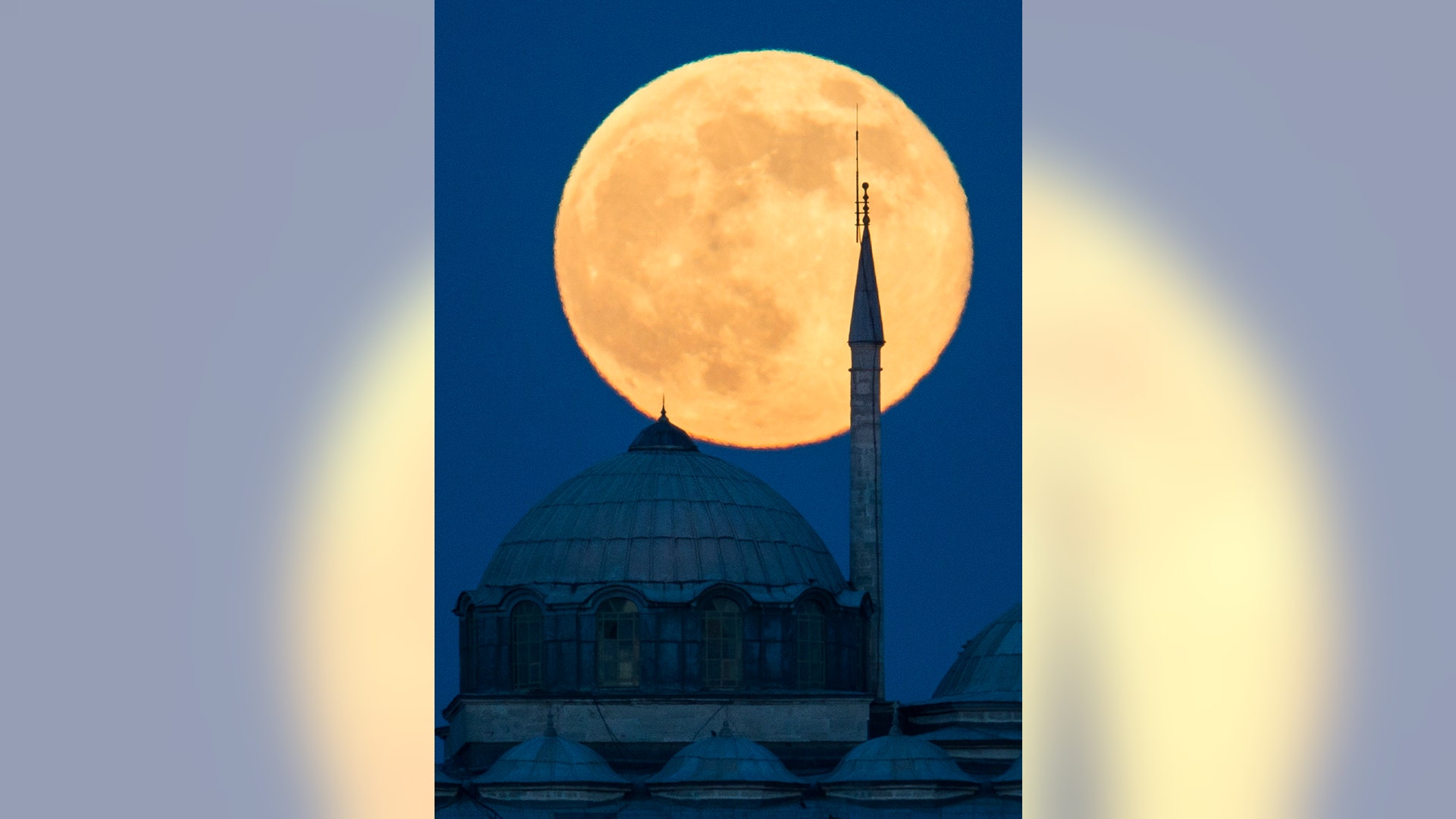 Supermoon_2013_Turkey