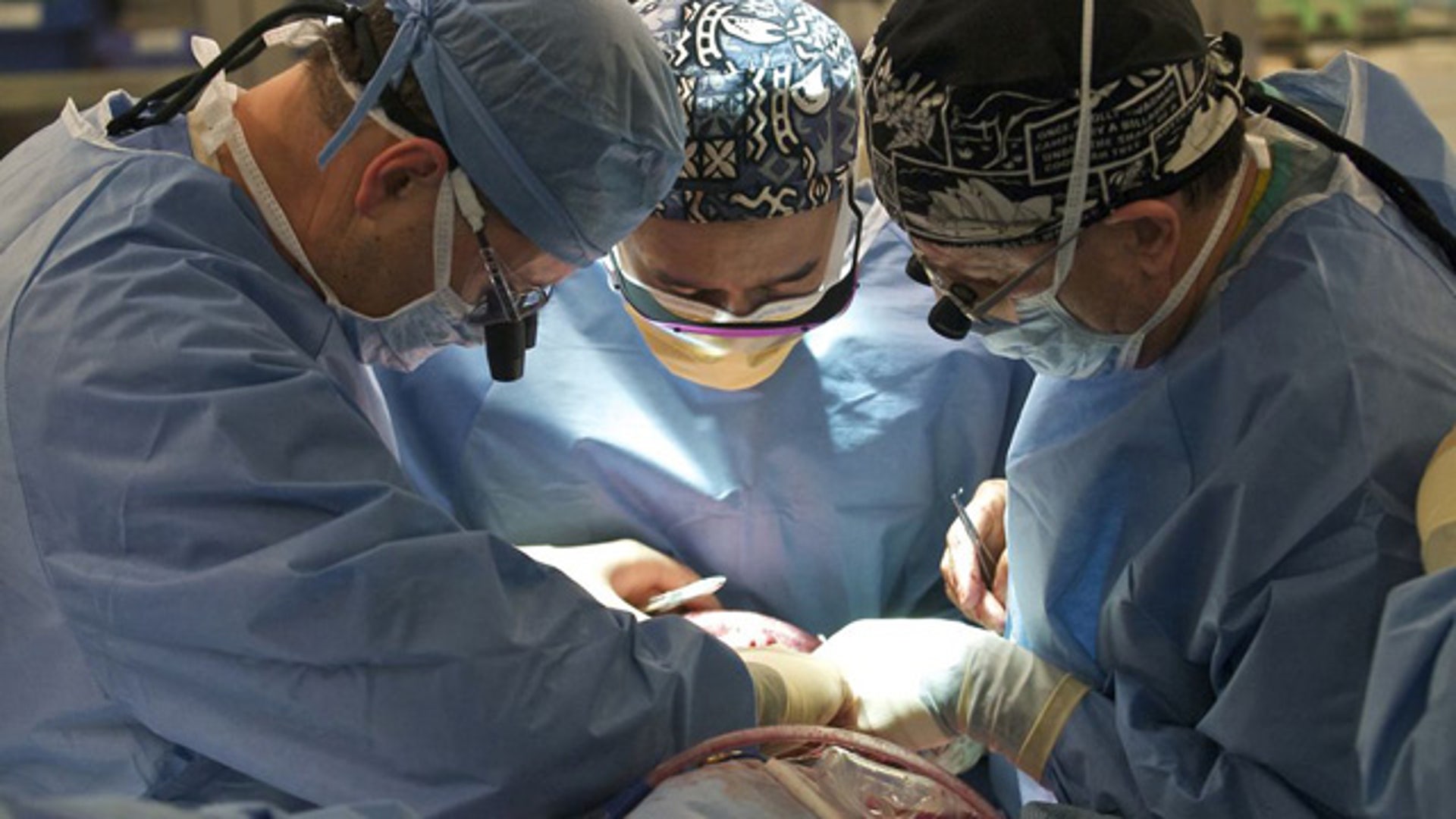 Surgical team 3 docs