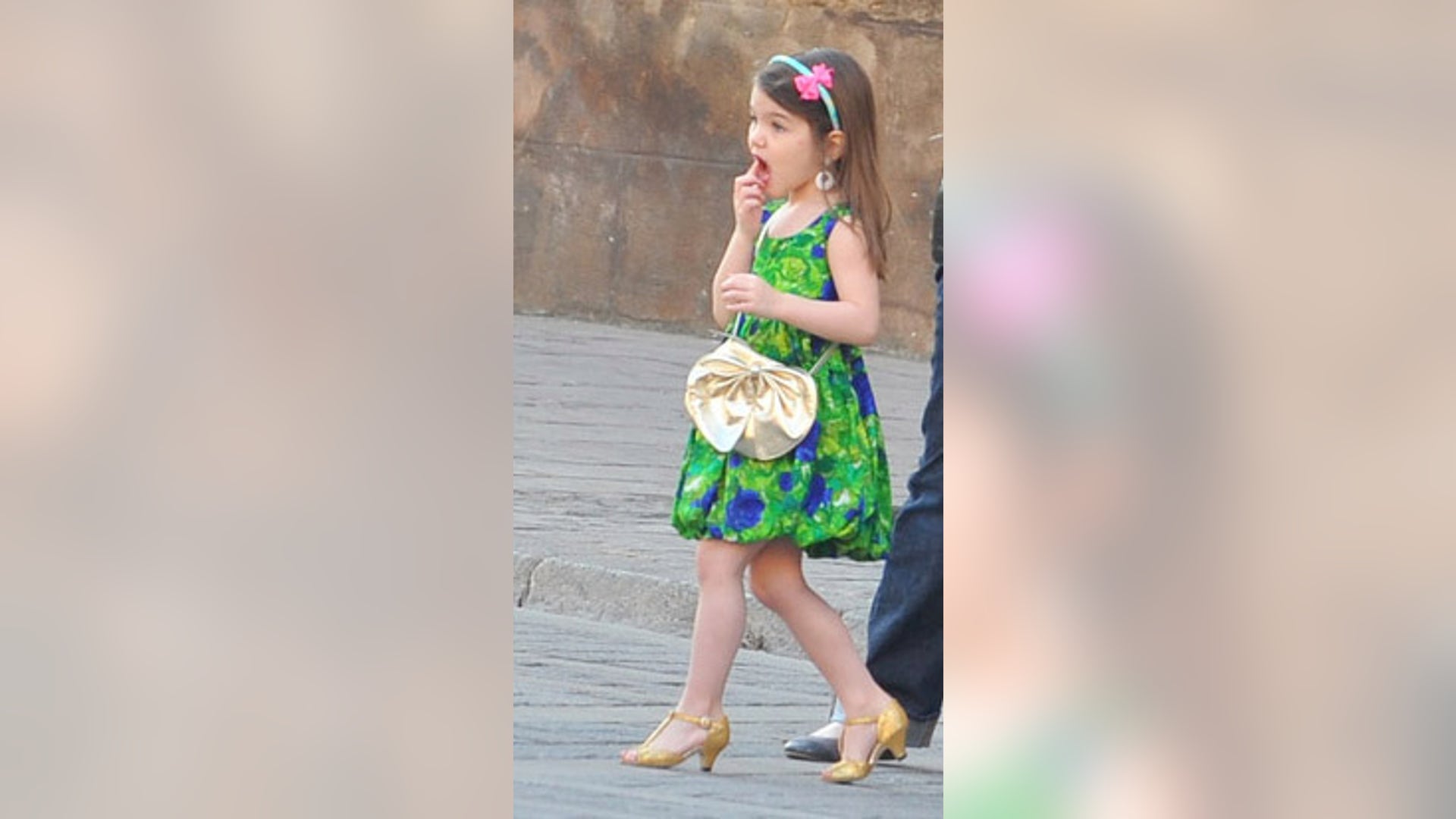 Suri Cruise Steps Out in Heels