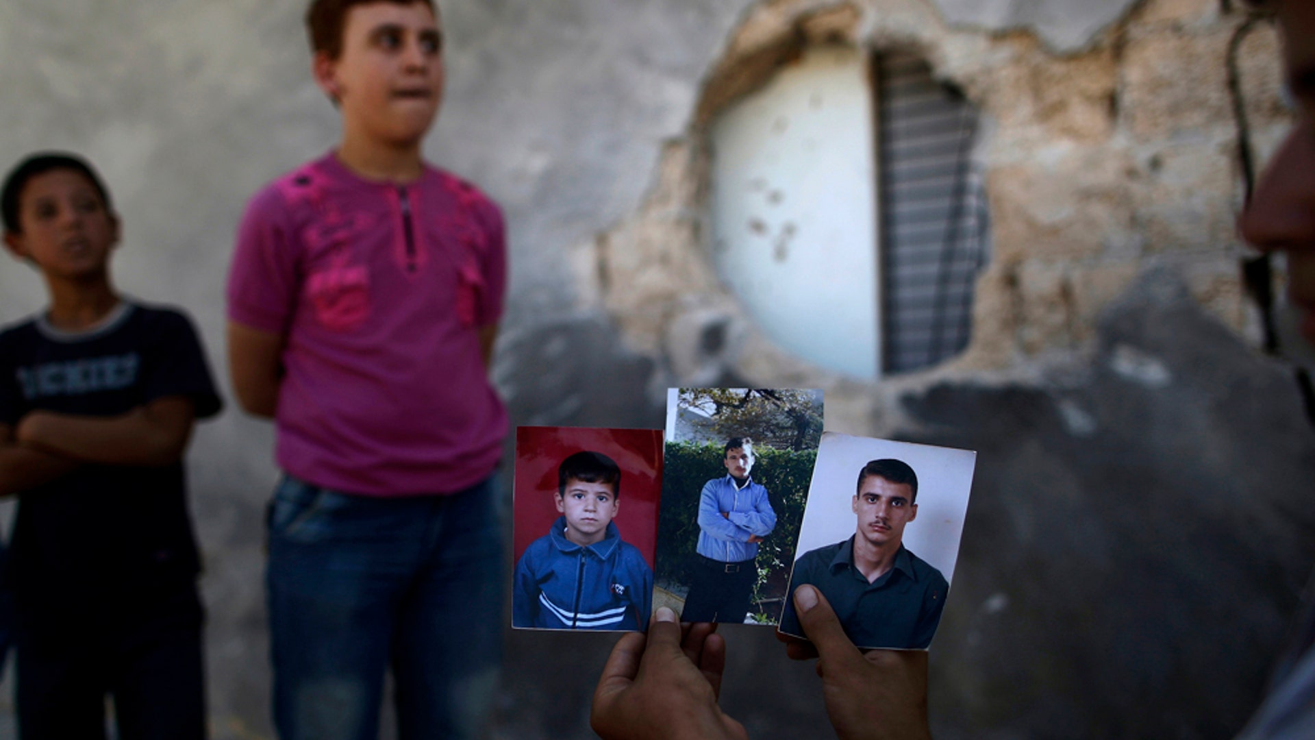 Syria_Civil_War_Children__24_