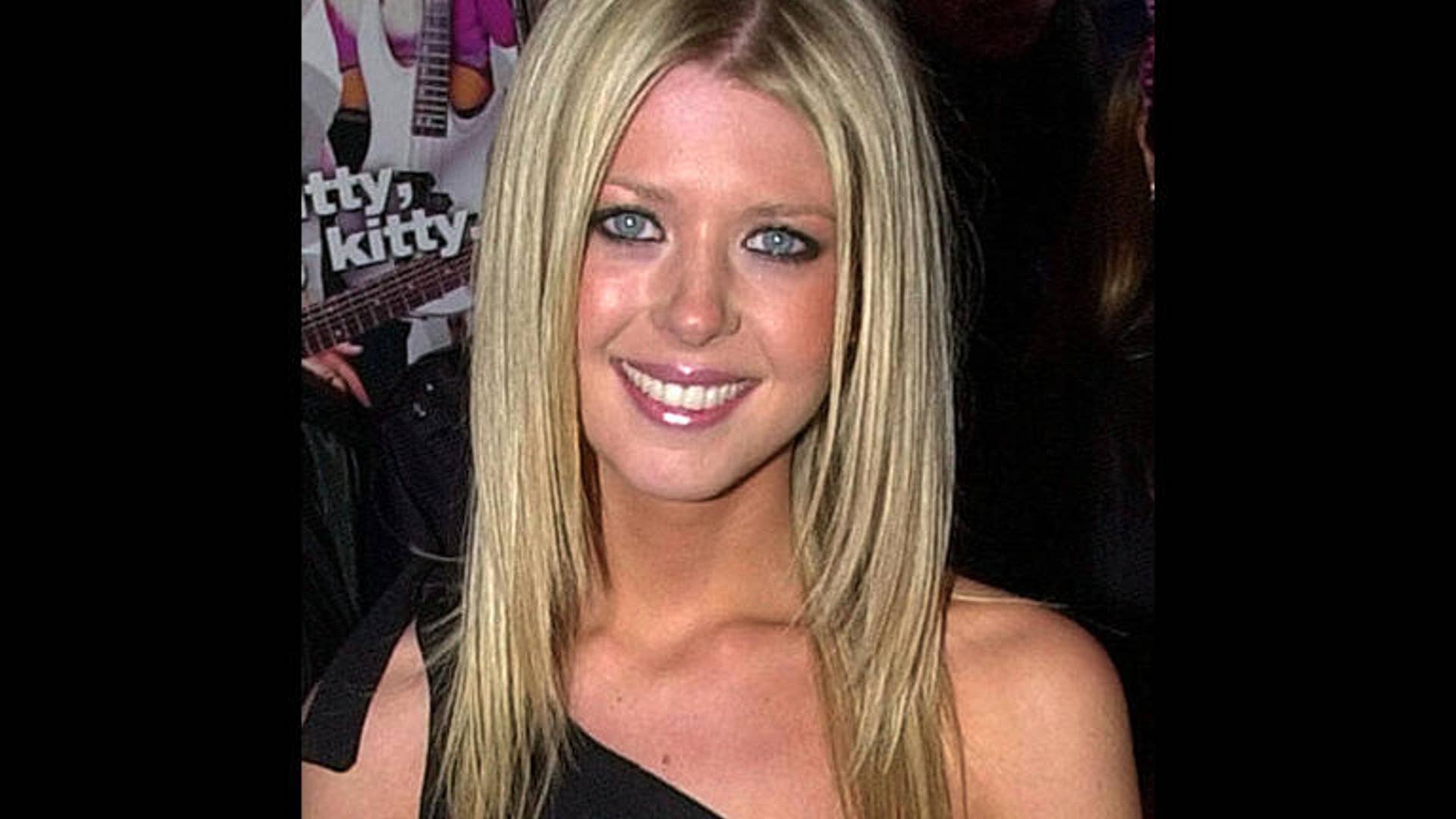 Tara_Reid5