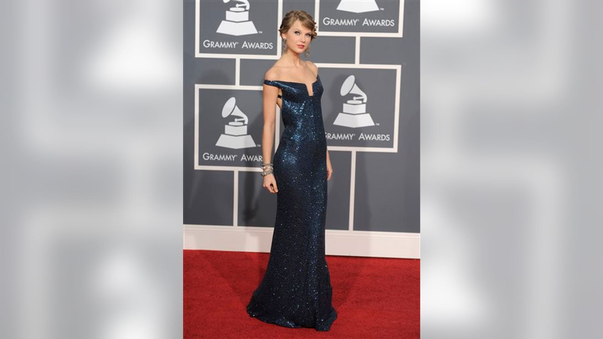 Taylor_Swift_kjoi