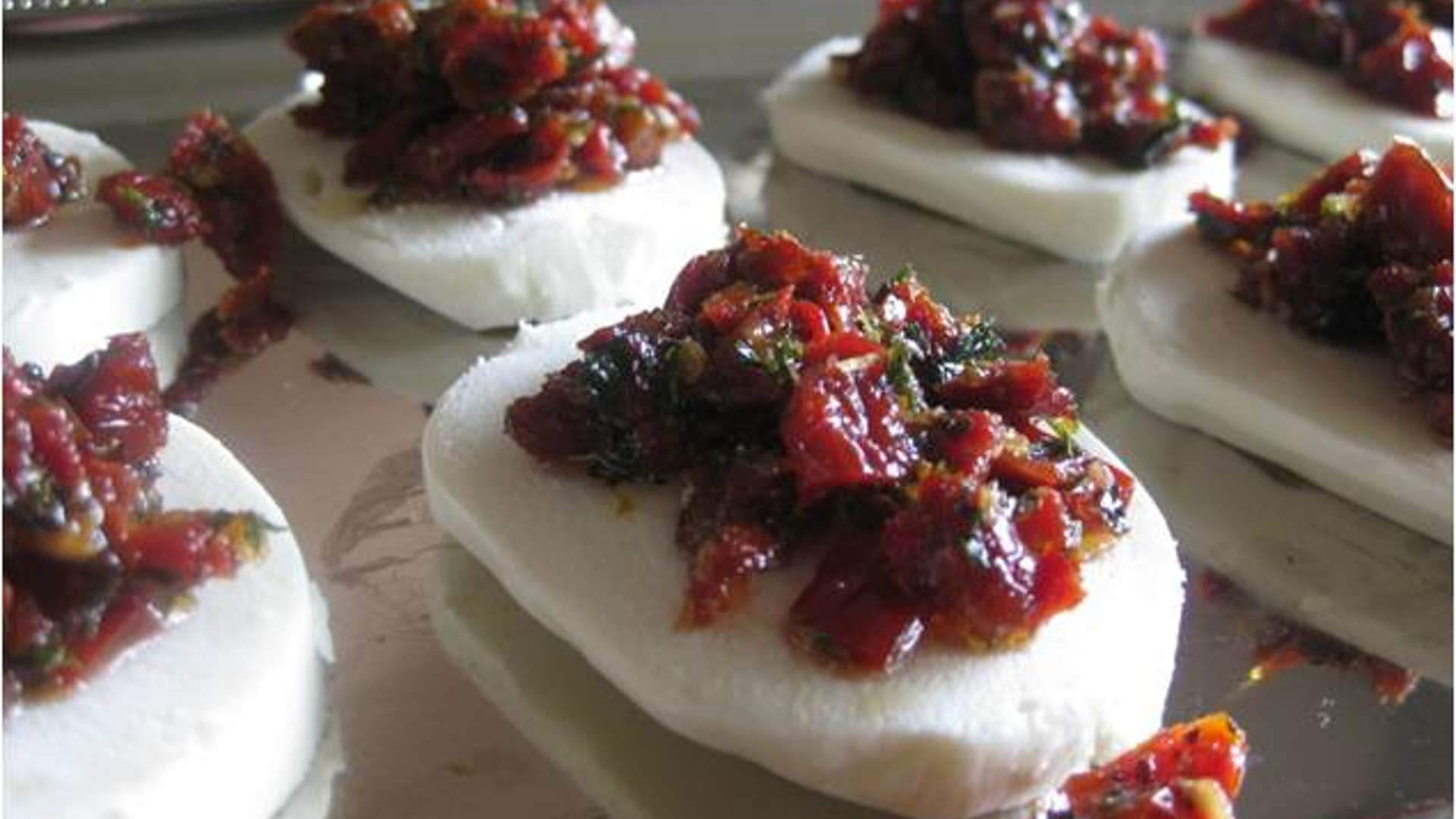 Tomato_Pesto_Rounds_1