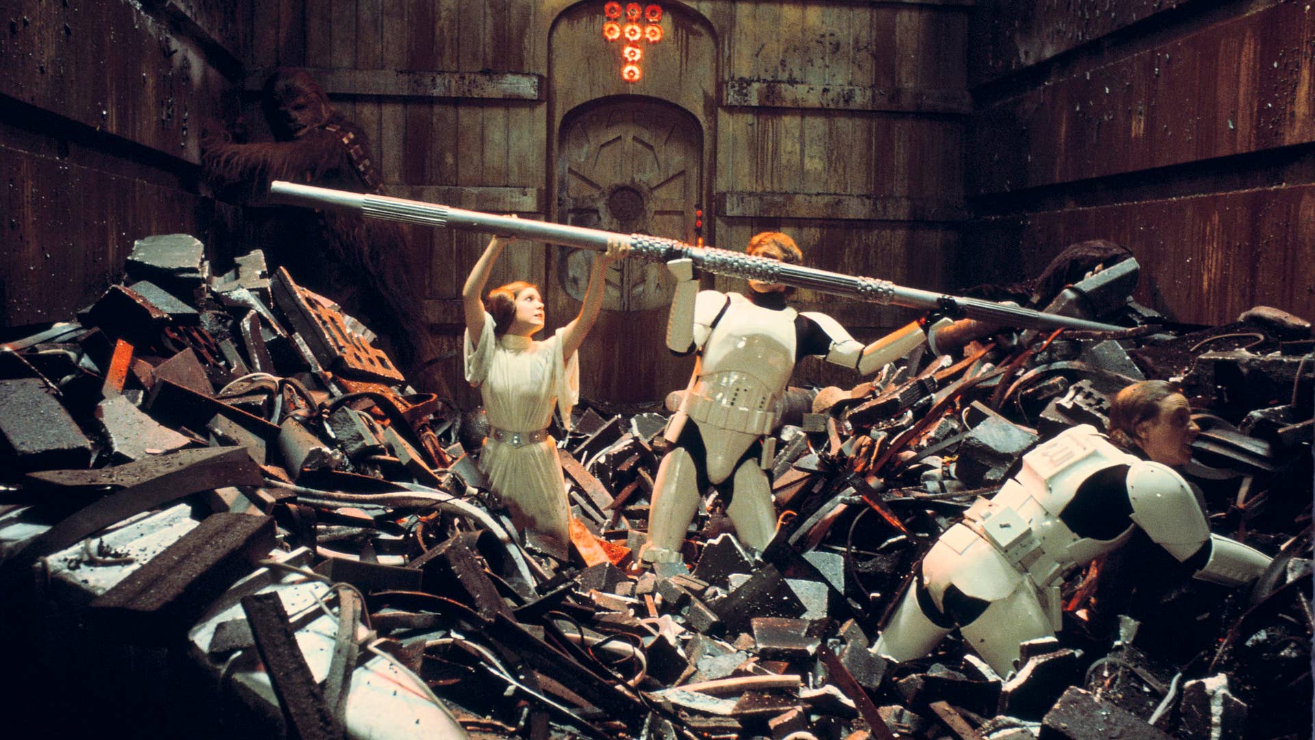 Trash compactor makes 10-foot logs