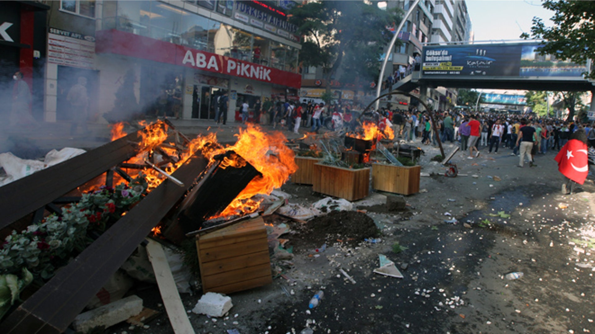 Turkeyriots4_060113