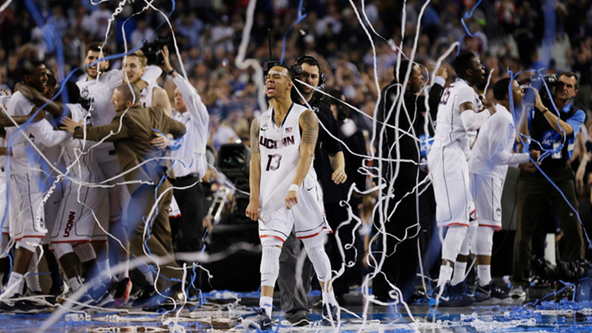 UConn_Shabazz_Champs_Latino