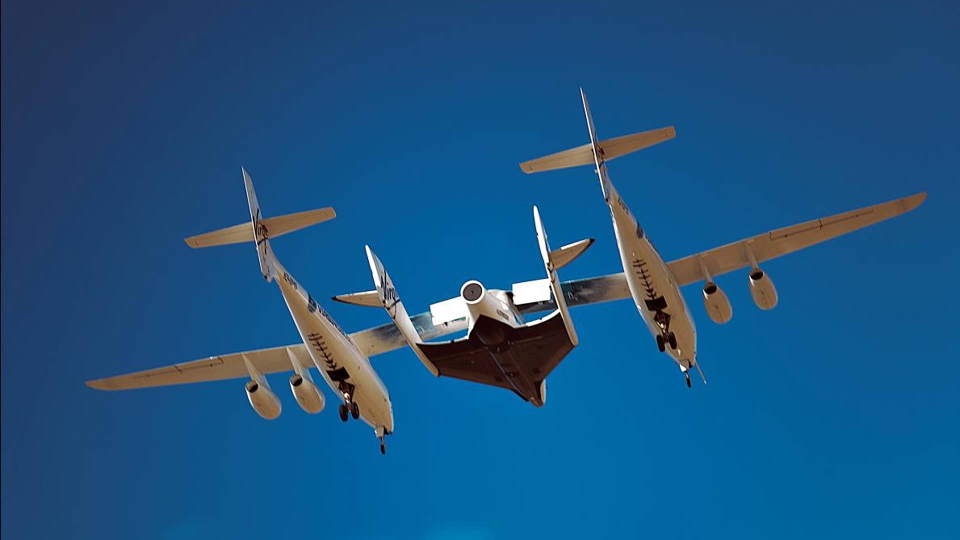 VSS_Enterprise_in_Flight_2