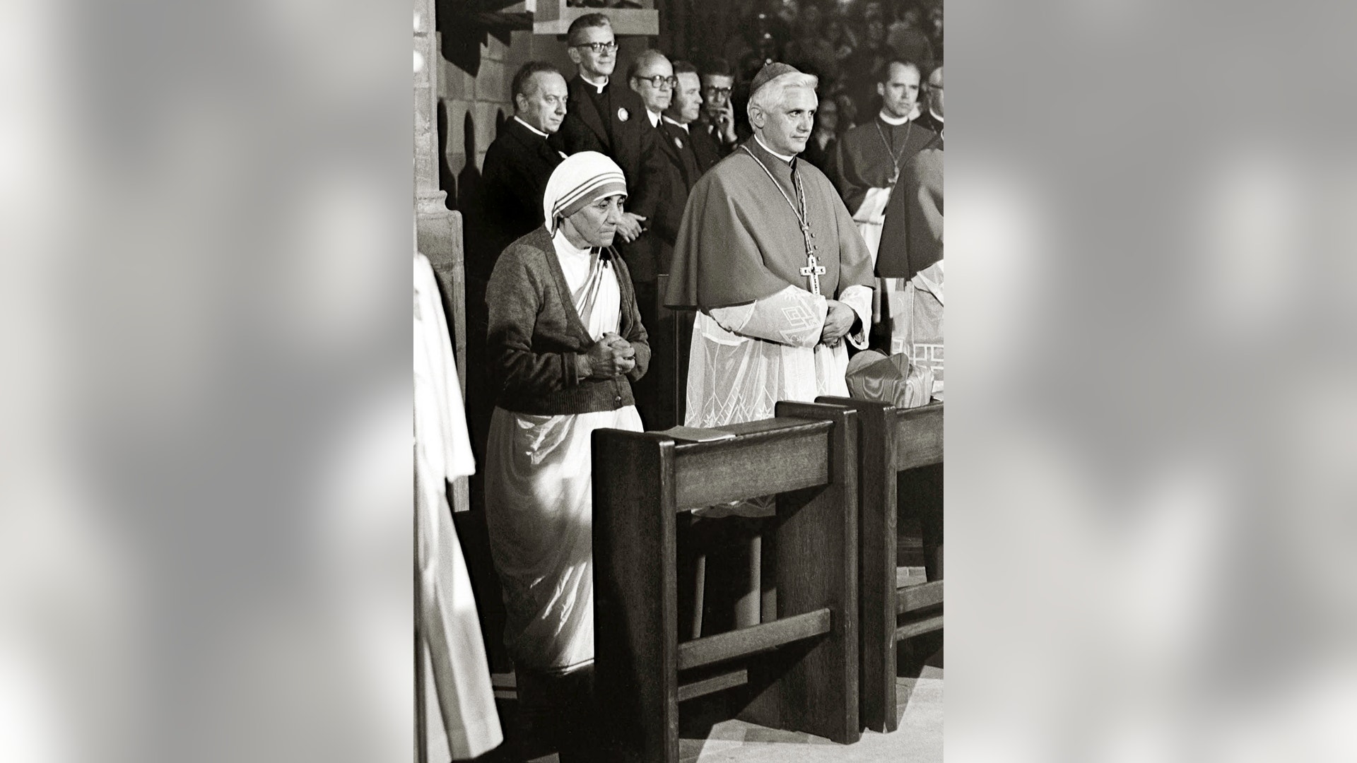 Vatican_Pope_Resigns_Mother_Teresa