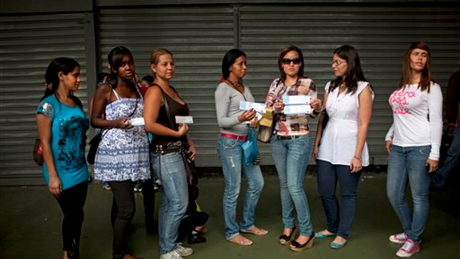 Venezuela_Breast_Implants_7