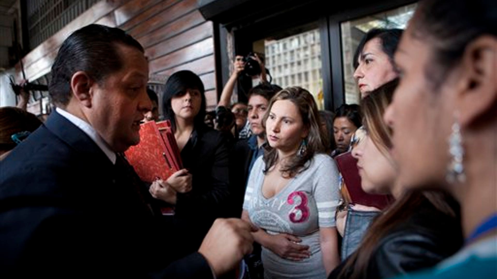 Venezuela_Breast_Implants_9